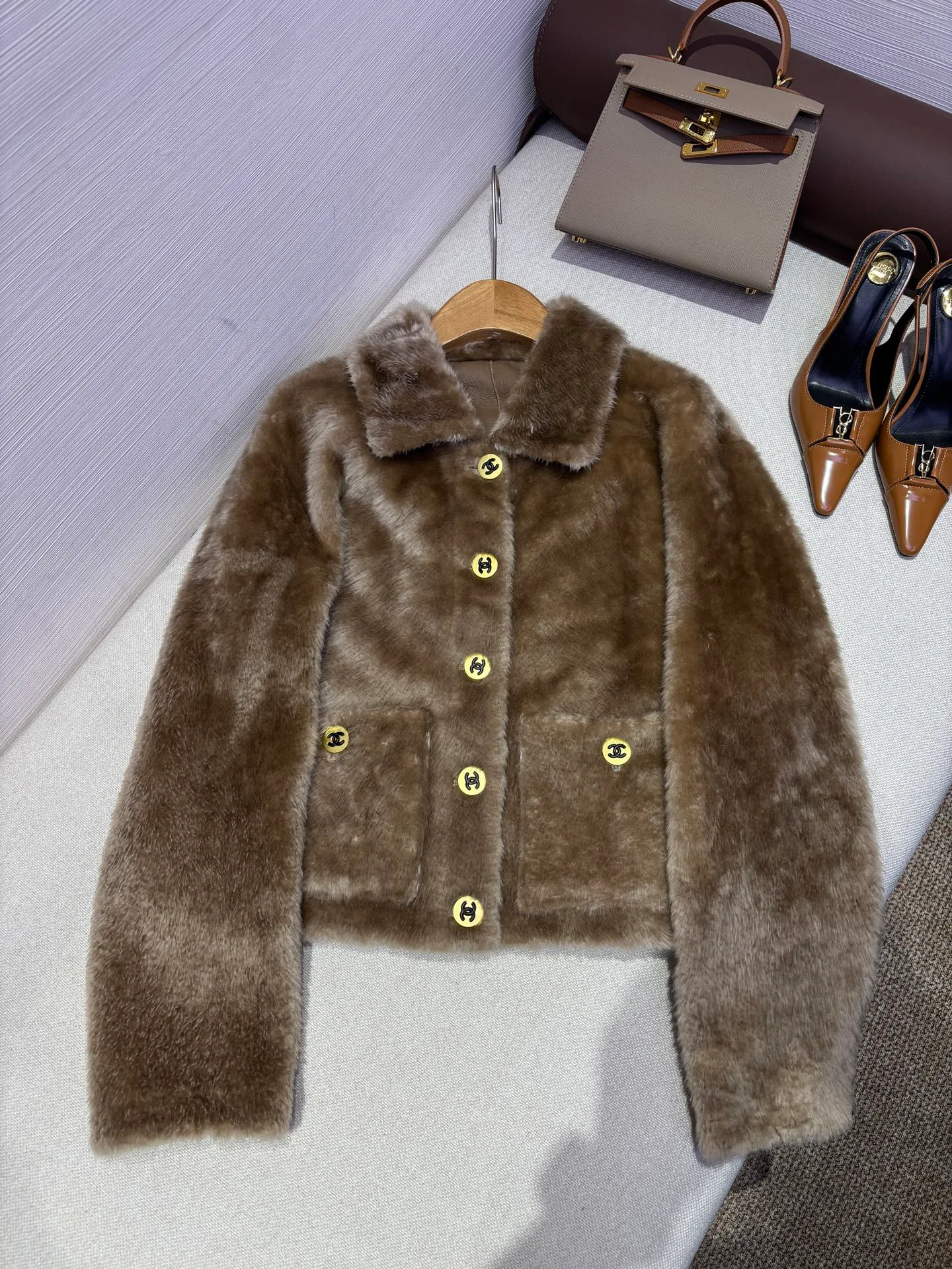 Women's Leather Jackets And Sheepskin Coats CHANEL 18016151