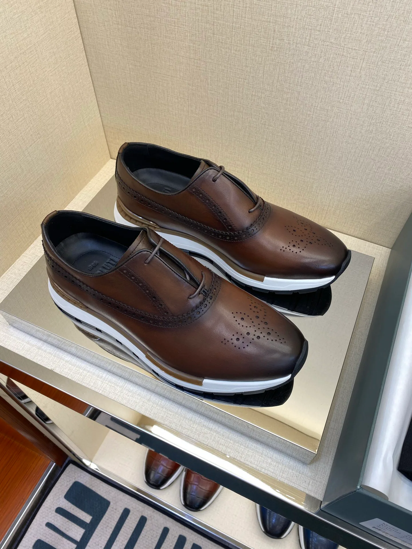 Men's Loafers And Dress Shoes BERLUTI 17971919