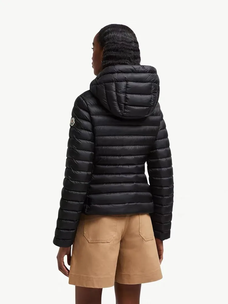 Women's Jackets And Down Jackets MONCLER 18129794