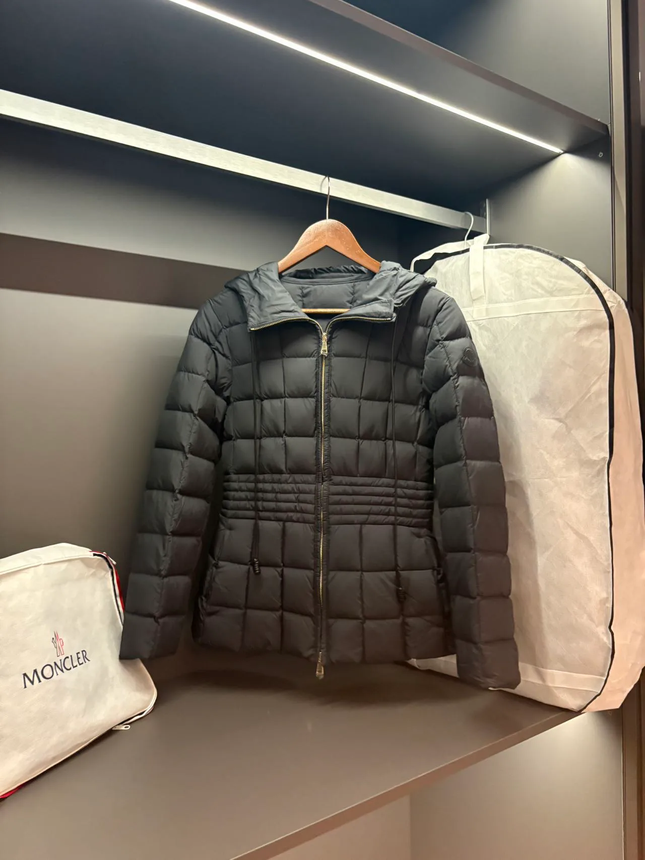Men's Jackets And Down Jackets MONCLER 19575303