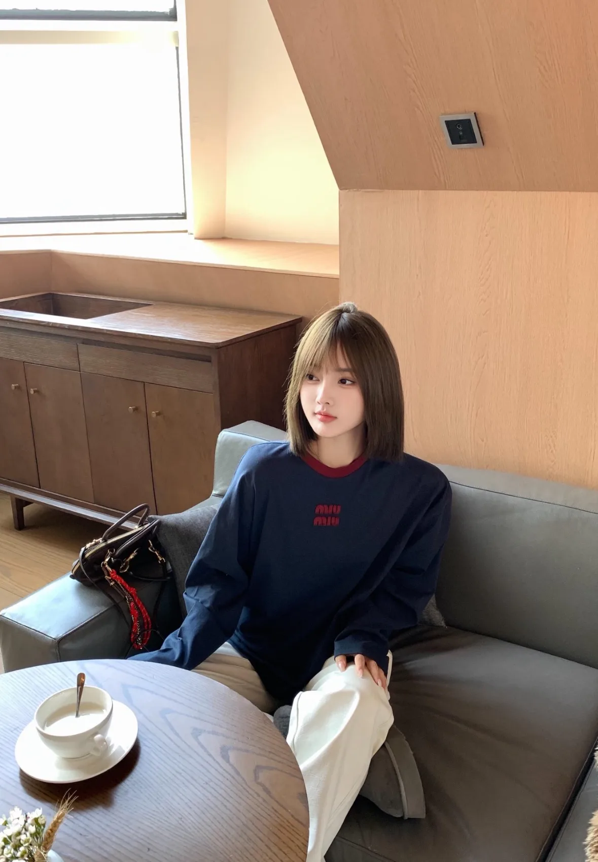 Women's T-Shirts MIU MIU 17881372