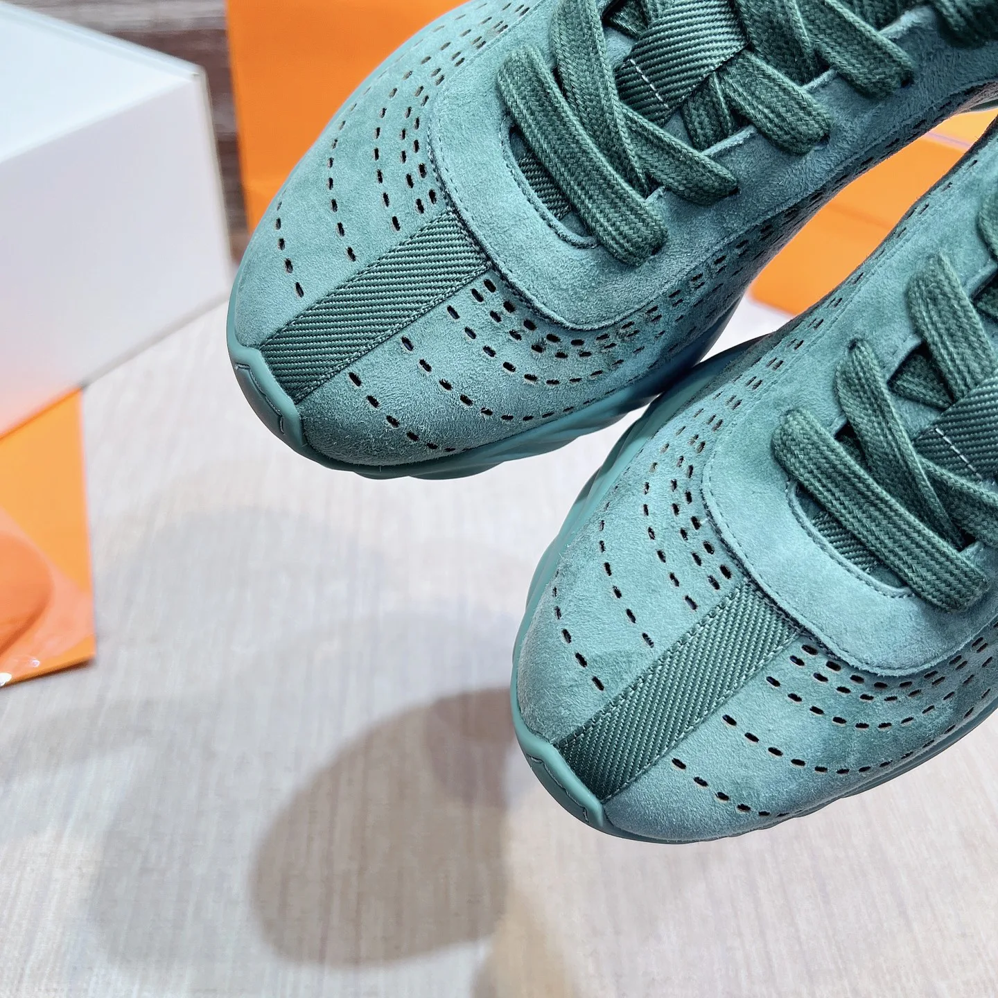 Women's Sneakers HERMES 17749566