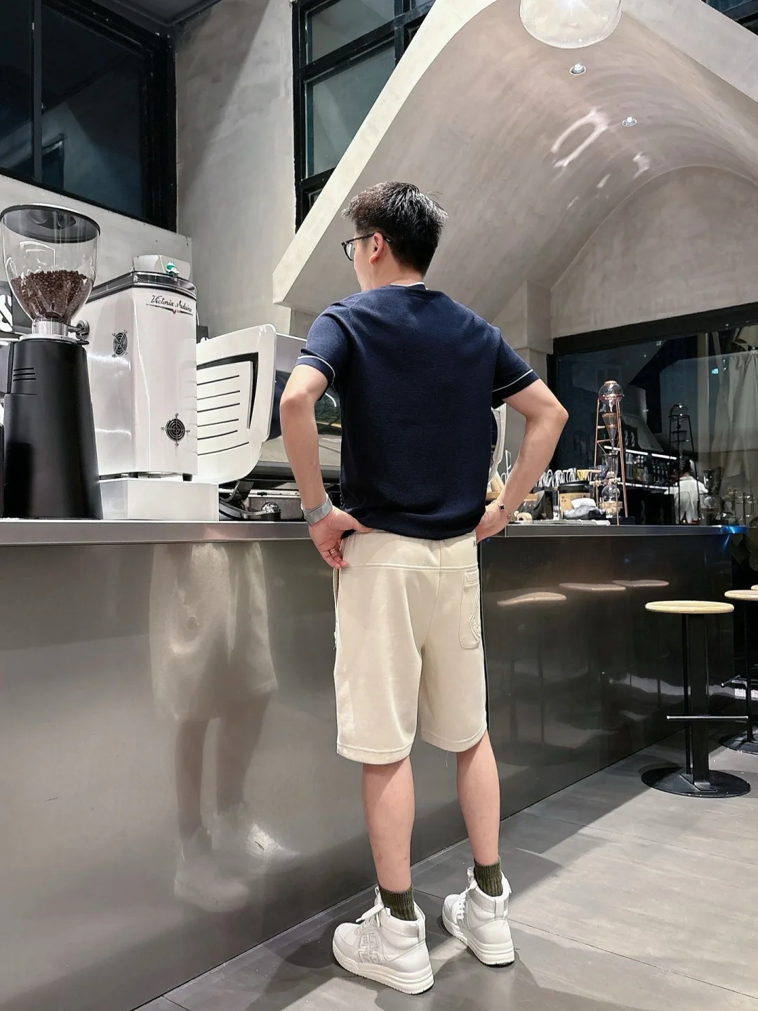 Men's Shorts MONCLER 17468341