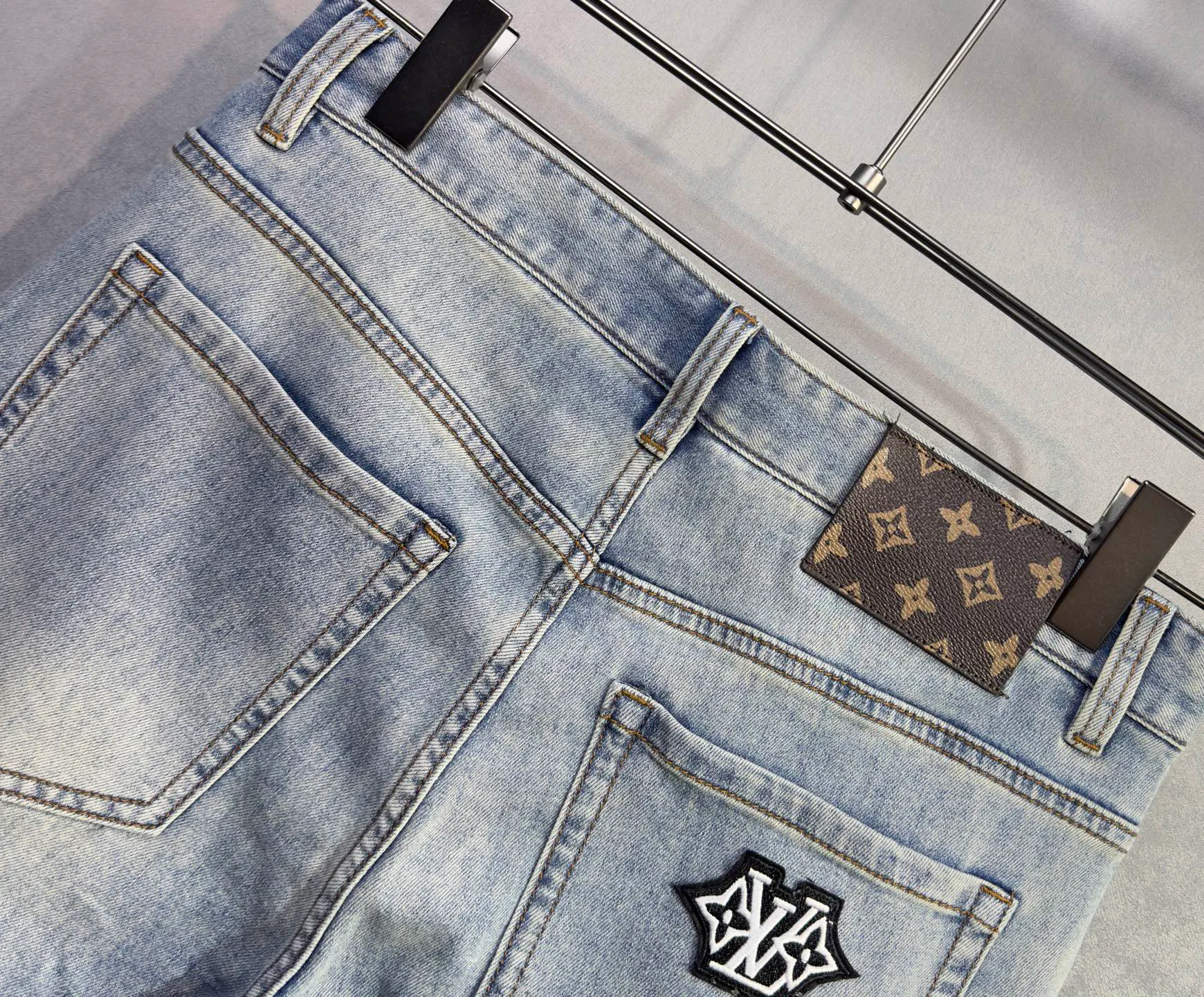 Men's Jeans LOUIS VUITTON 18098393