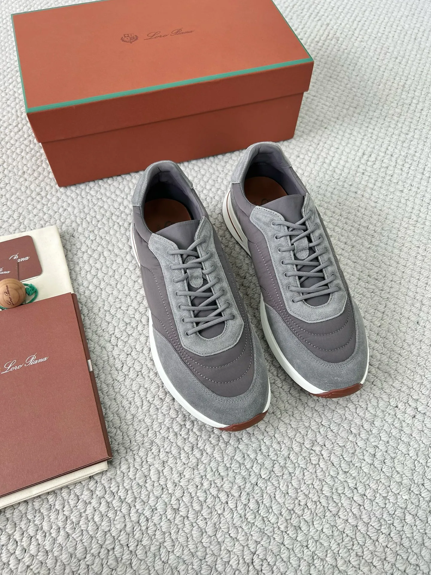 Men's Sneakers LORO PIANA 18382814