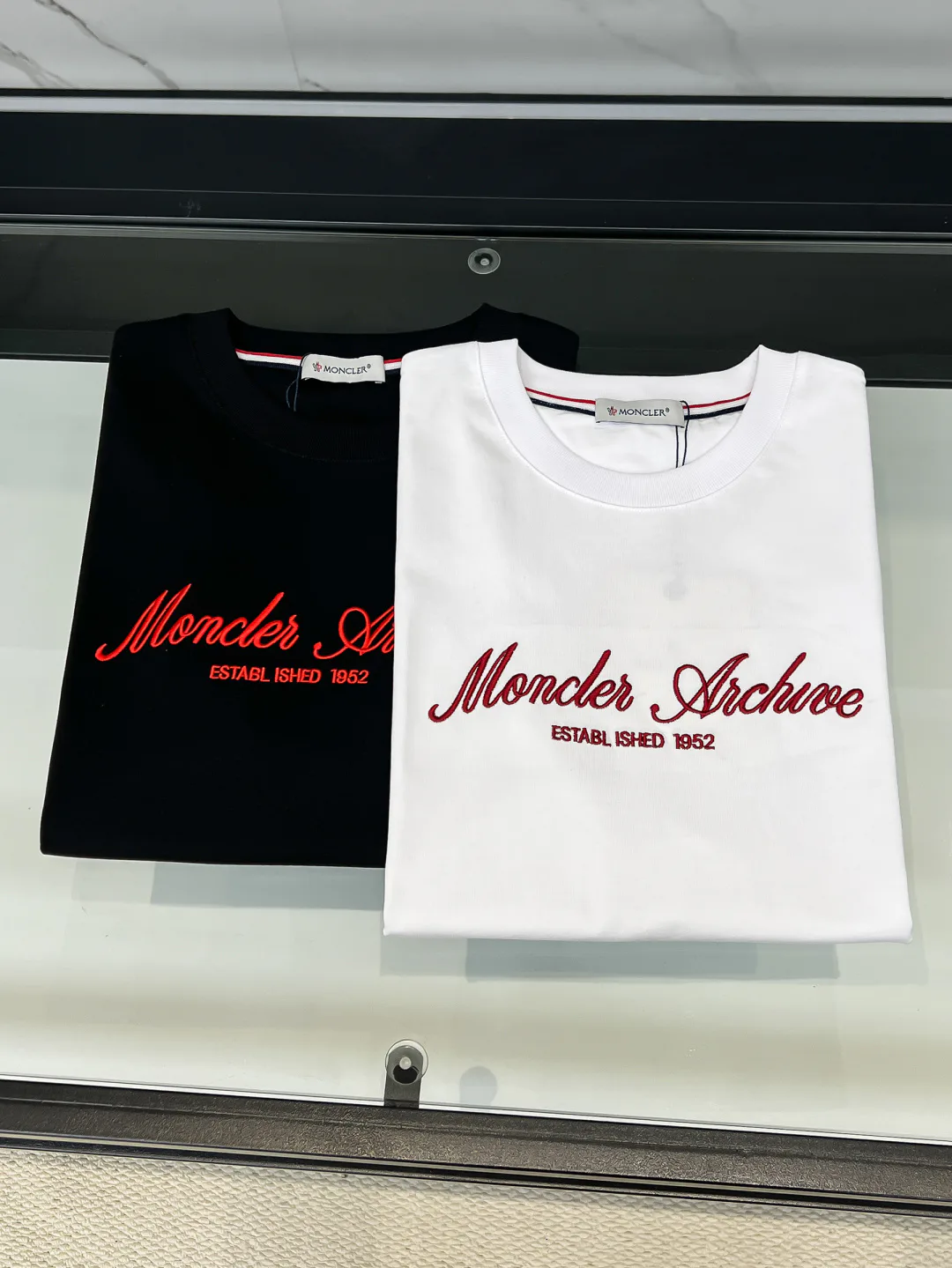 Men's T-Shirts MONCLER 18499337