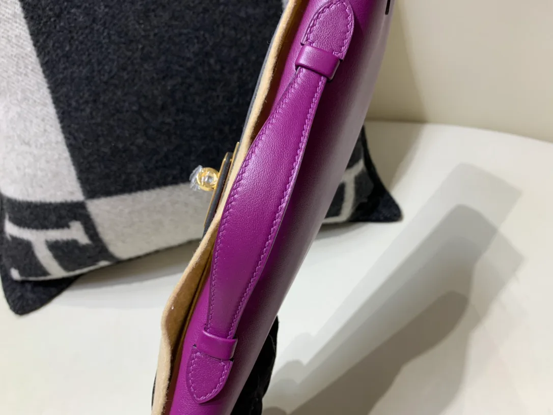 Women's Classic Handbags HERMES 18407653