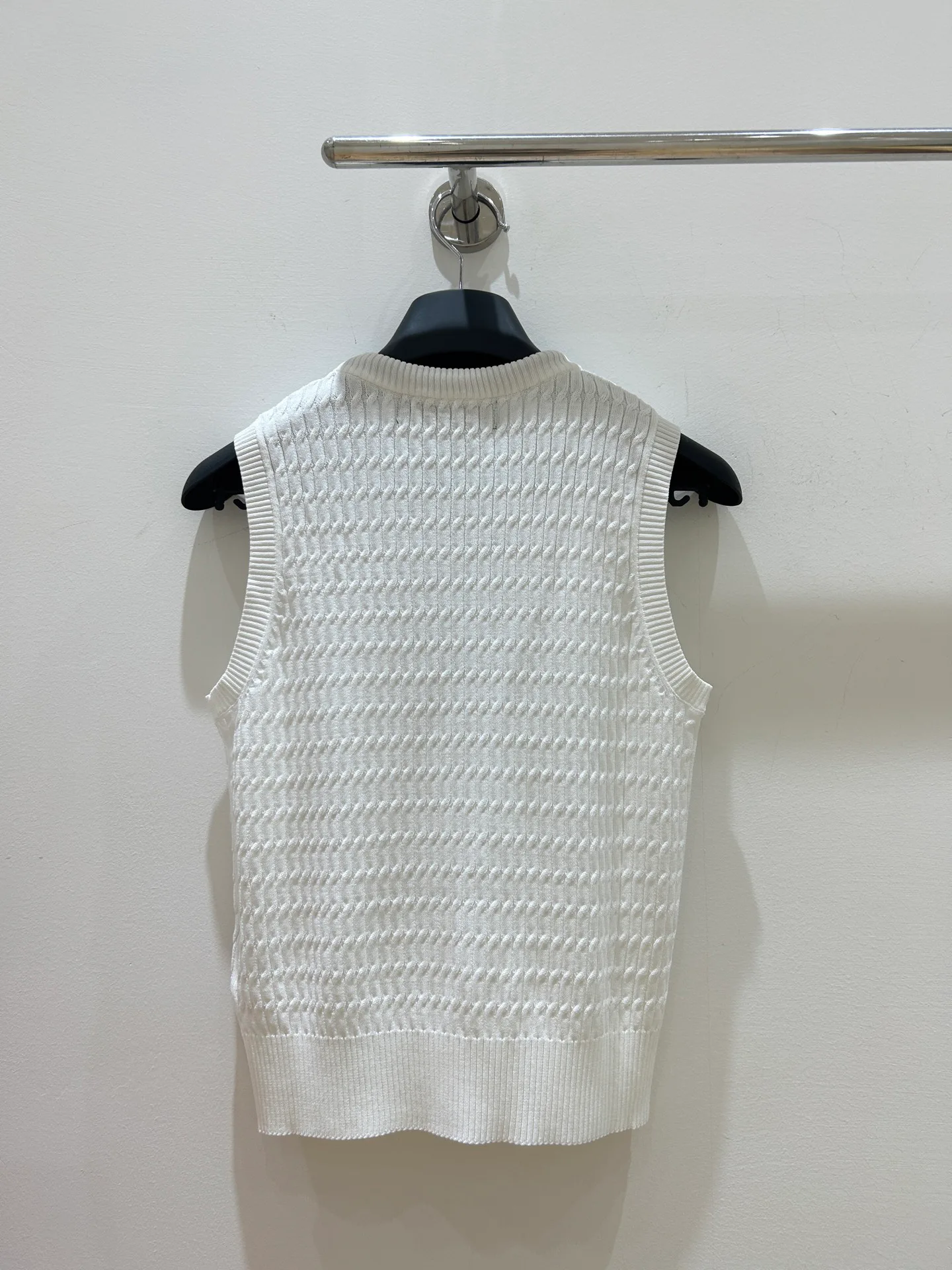 Women's Vests LOUIS VUITTON 18096665