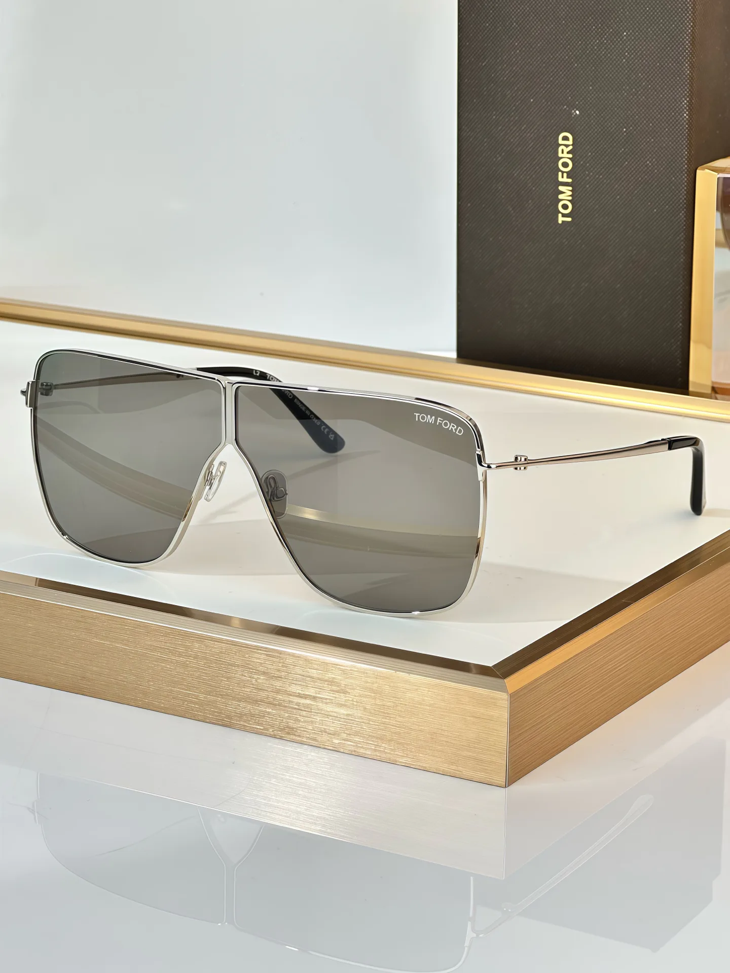 Glasses TOM FORD 17366409