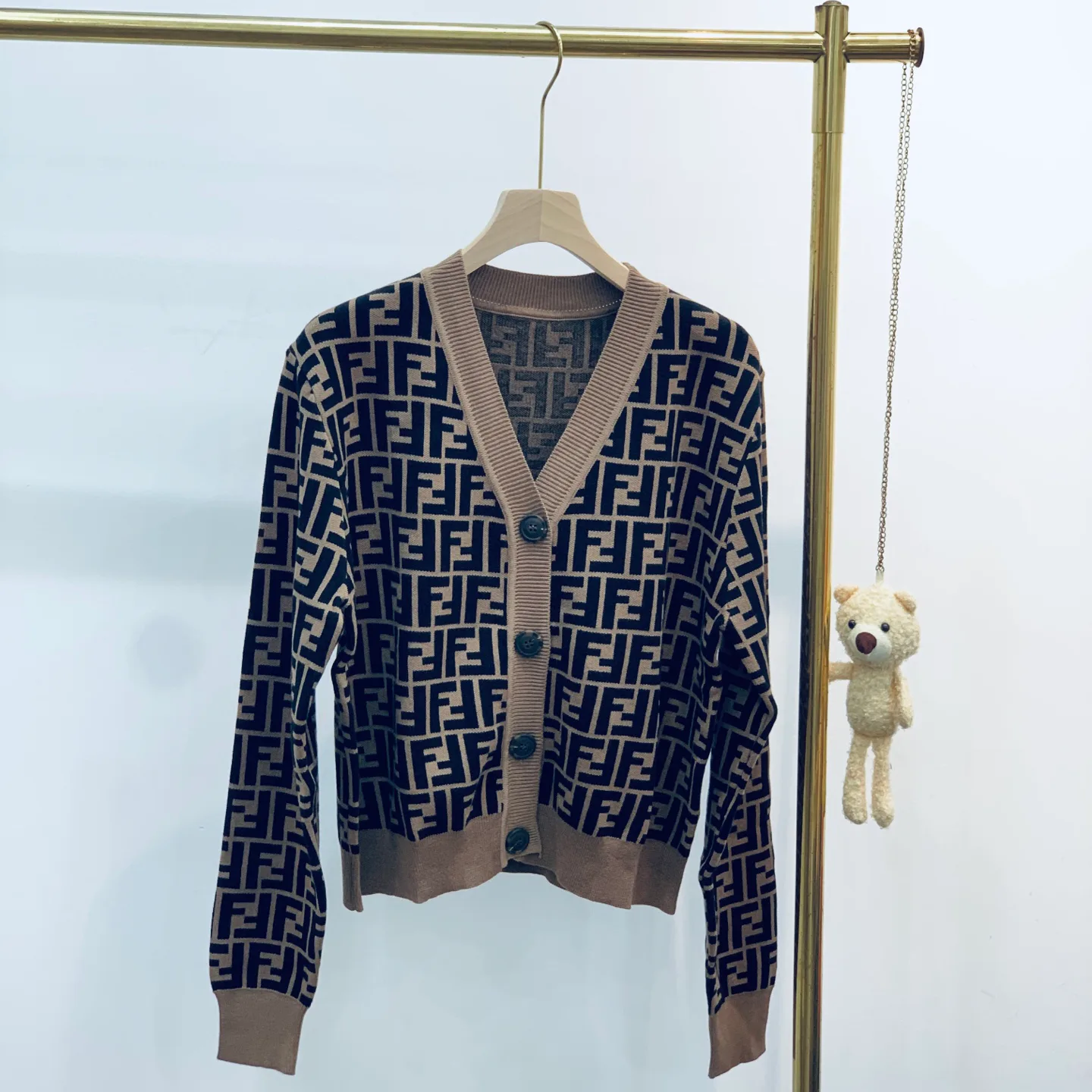 Women's Jumpers And Sweaters FENDI 18263511