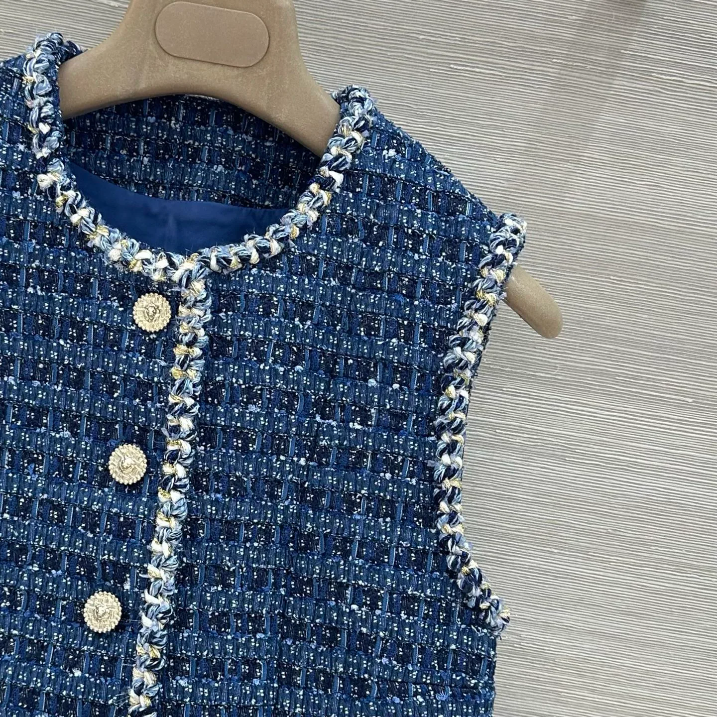 Women's Vests CHANEL 18027441