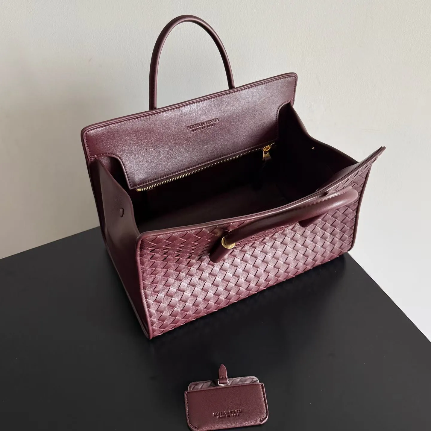 Women's Classic Handbags BOTTEGA VENETA 17974001