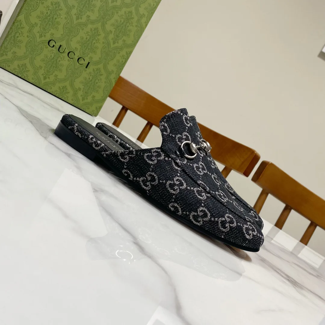 Women's Mules And Clogs GUCCI 17570571