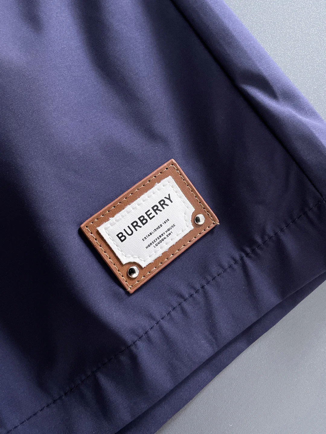 Men's Shorts BURBERRY 18000498