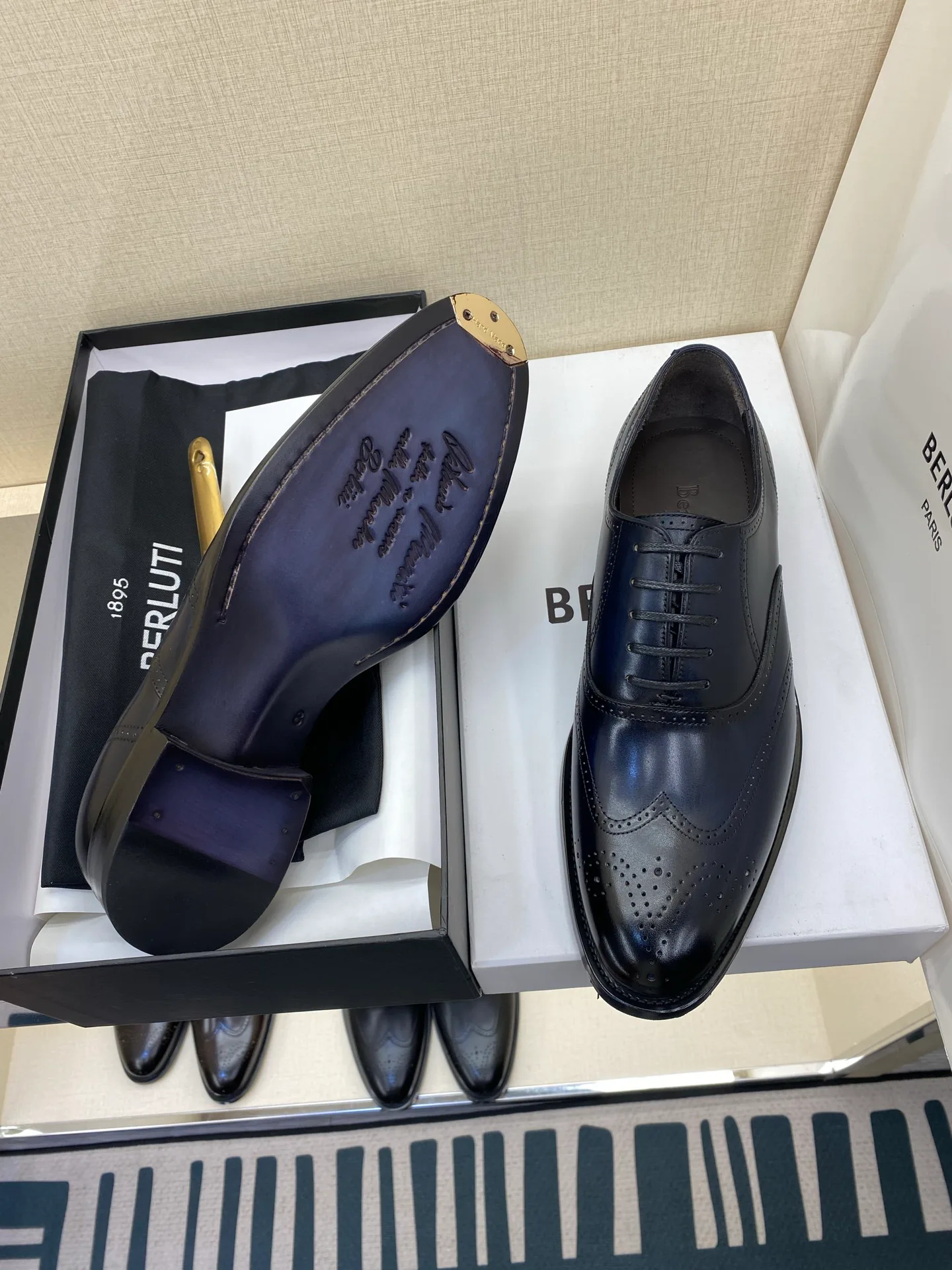Men's Loafers And Dress Shoes BERLUTI 17971752