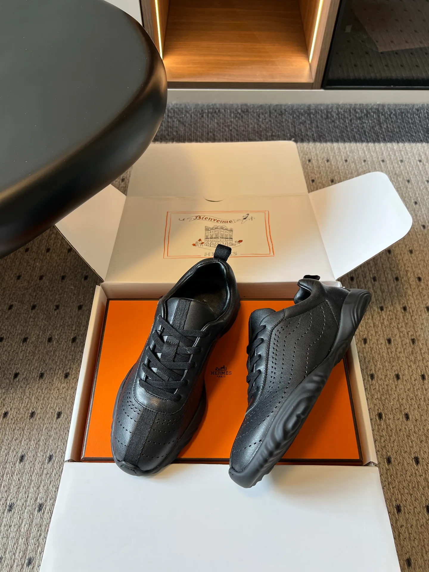 Women's Sneakers HERMES 17625160