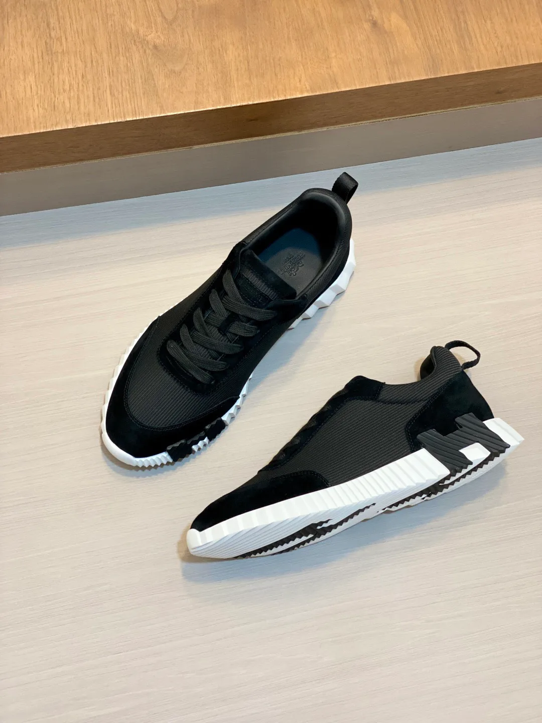 Men's Sneakers HERMES 18039715