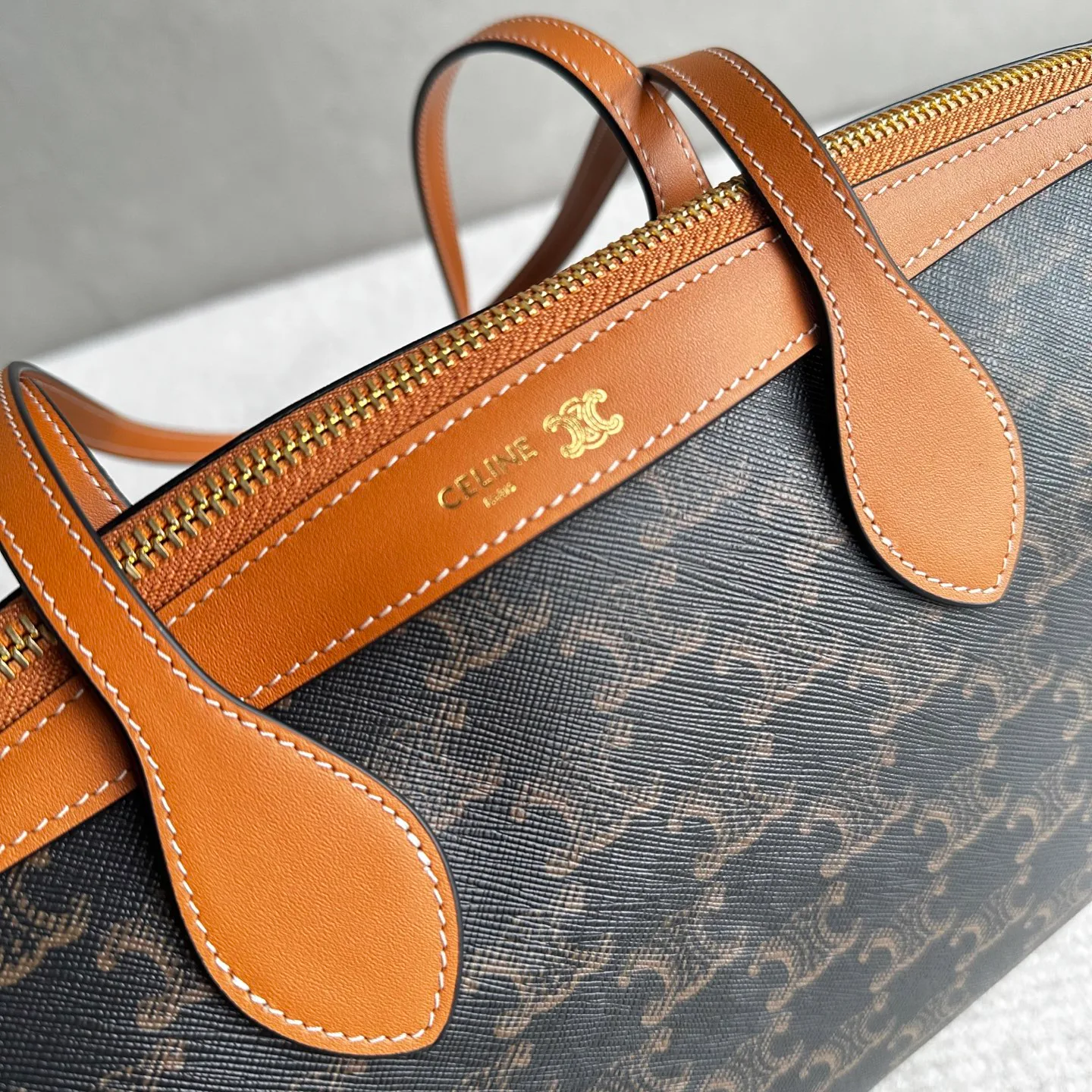 Women's Classic Handbags CELINE 17796565