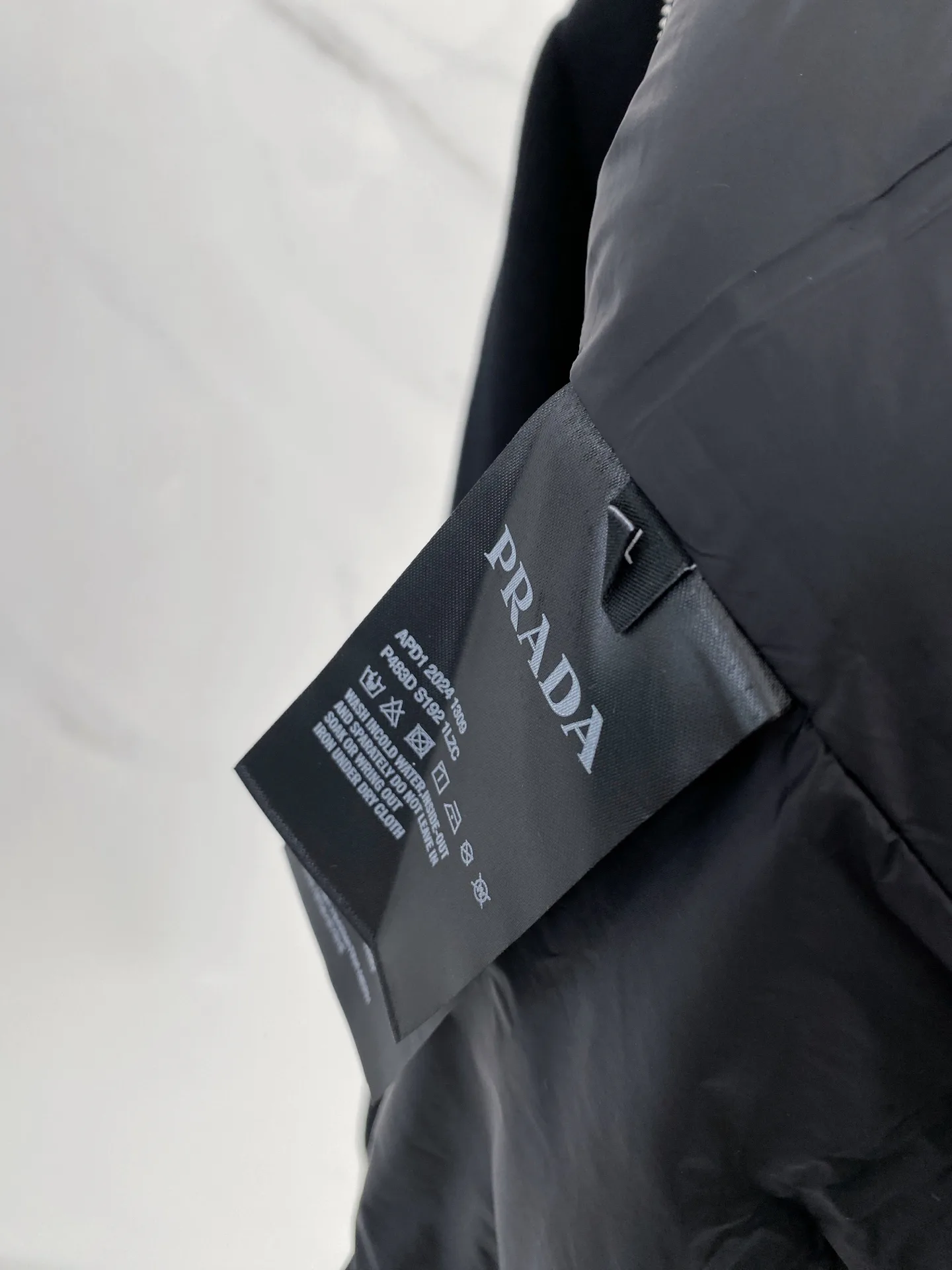 Men's Jackets And Down Jackets PRADA 17974963
