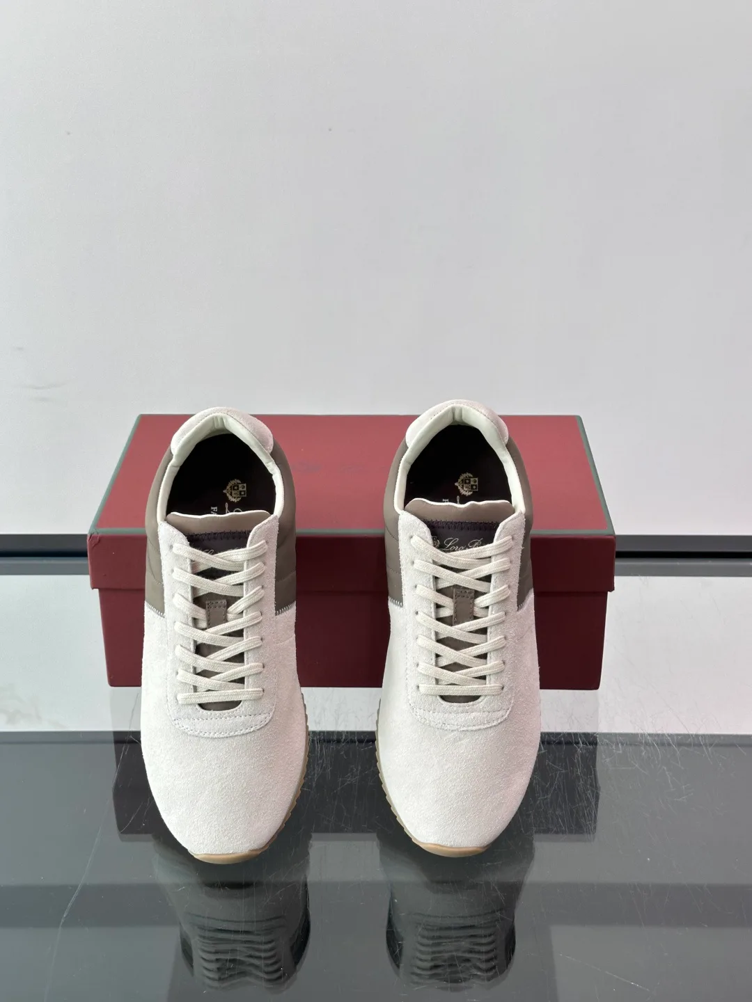 Women's Sneakers LORO PIANA 17447597