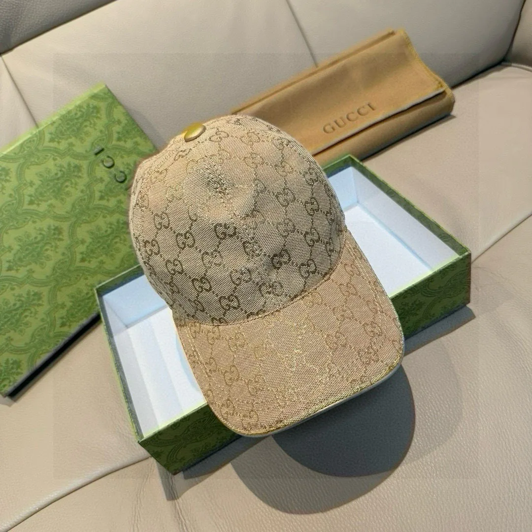 Hats GUCCI 18347053