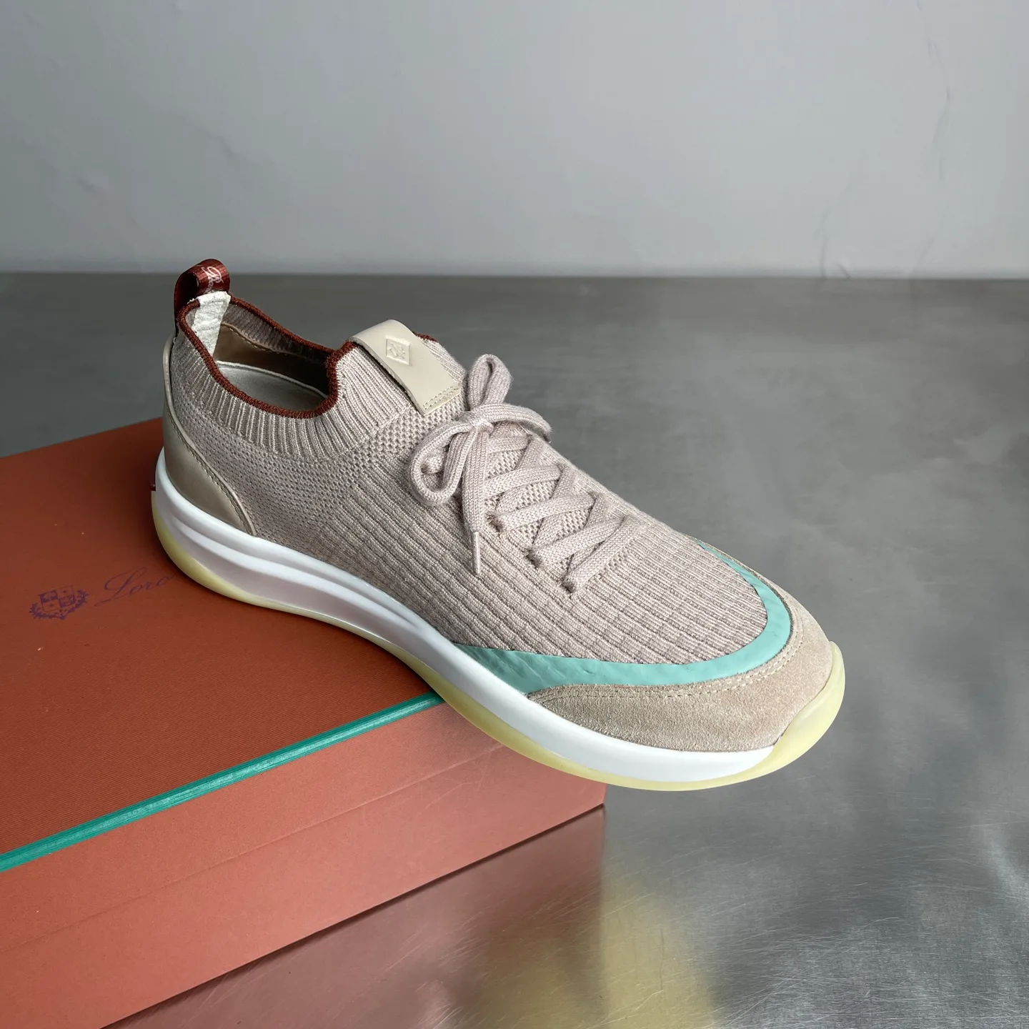 Men's Sneakers LORO PIANA 18234371