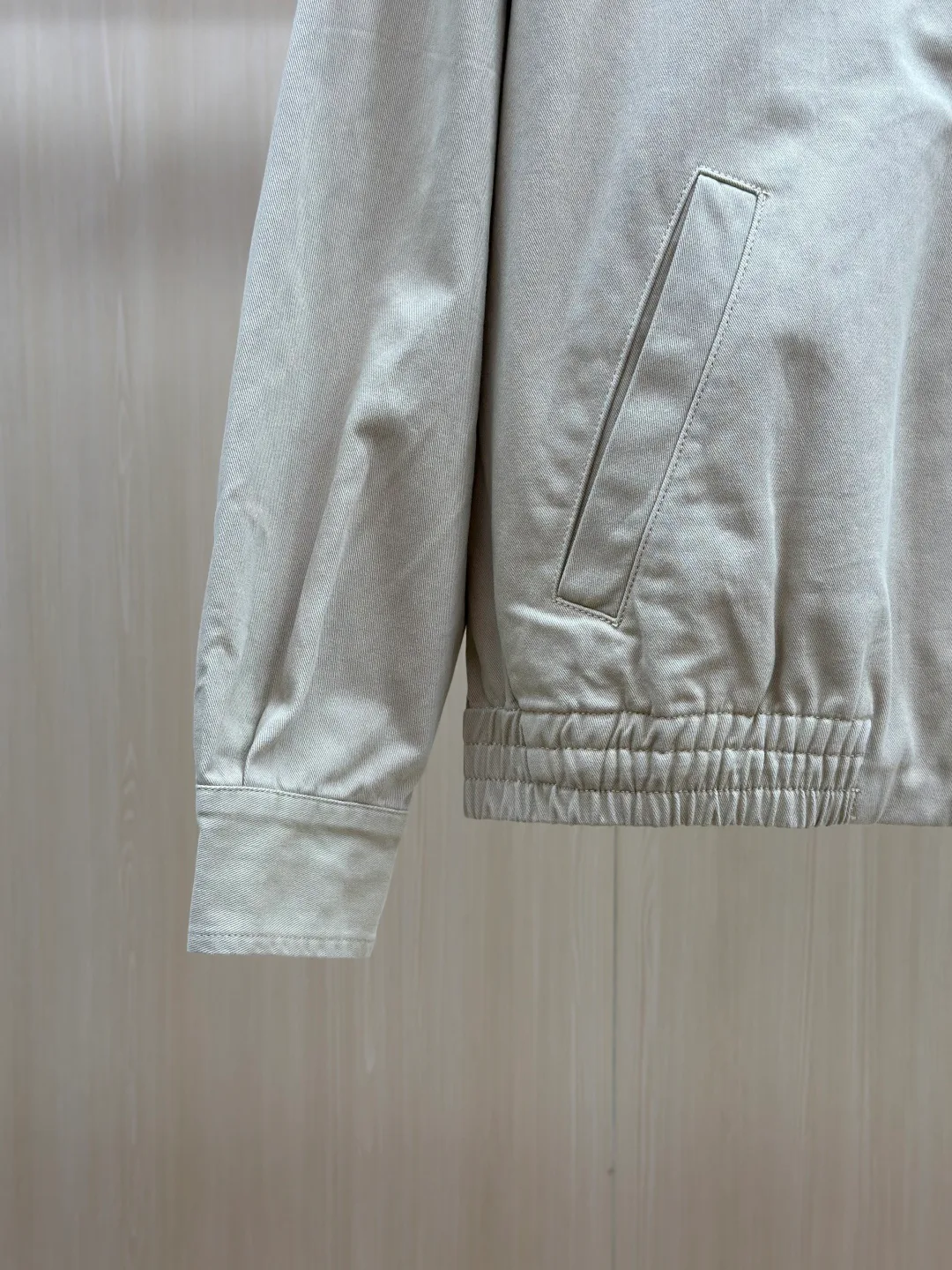 Куртки И Пуховики Мужские Prada 18599303