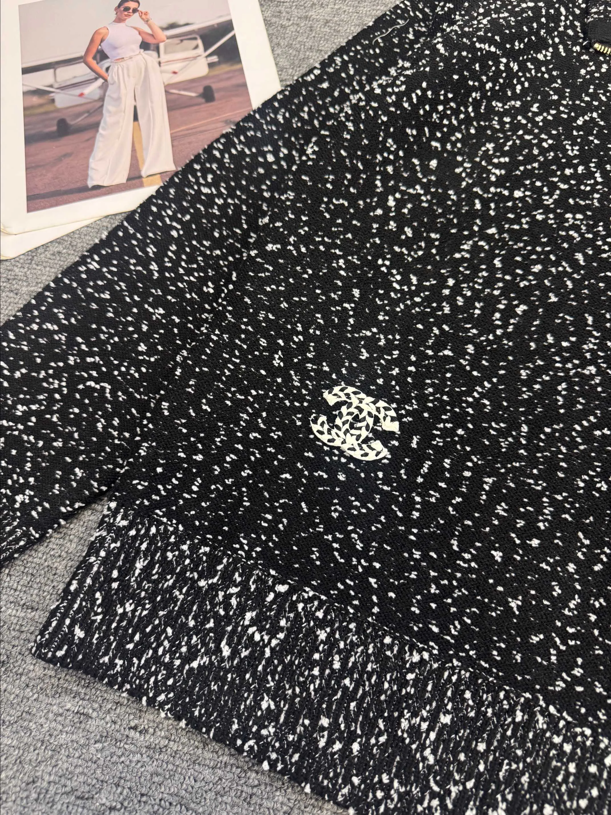 Women's Jumpers And Sweaters CHANEL 18232830