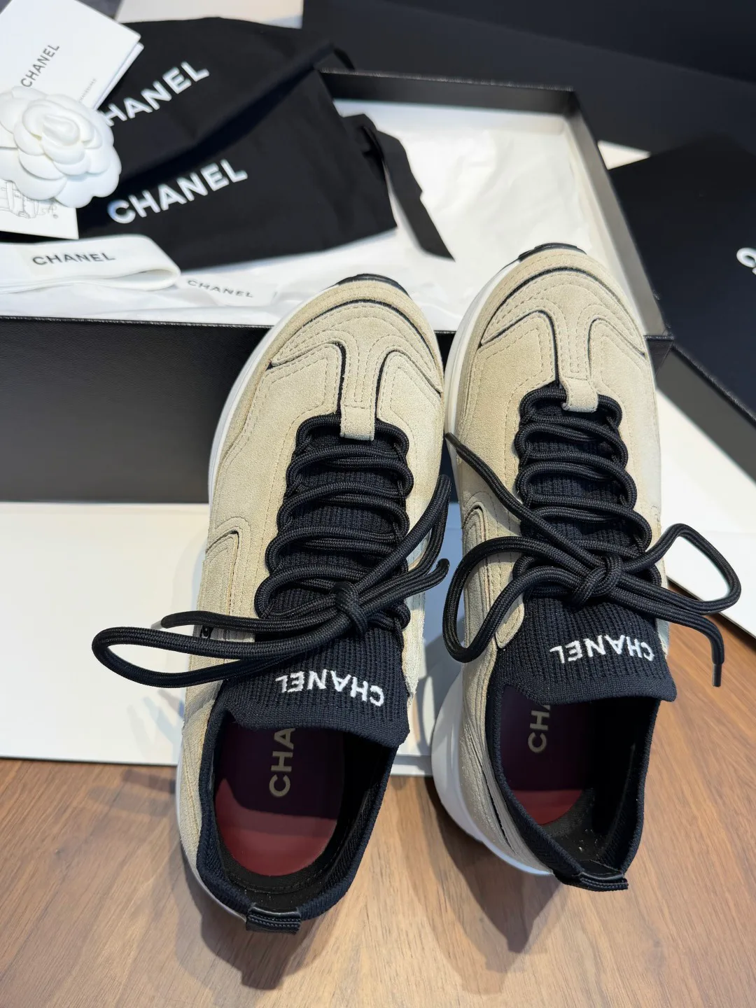 Women's Sneakers CHANEL 18067104