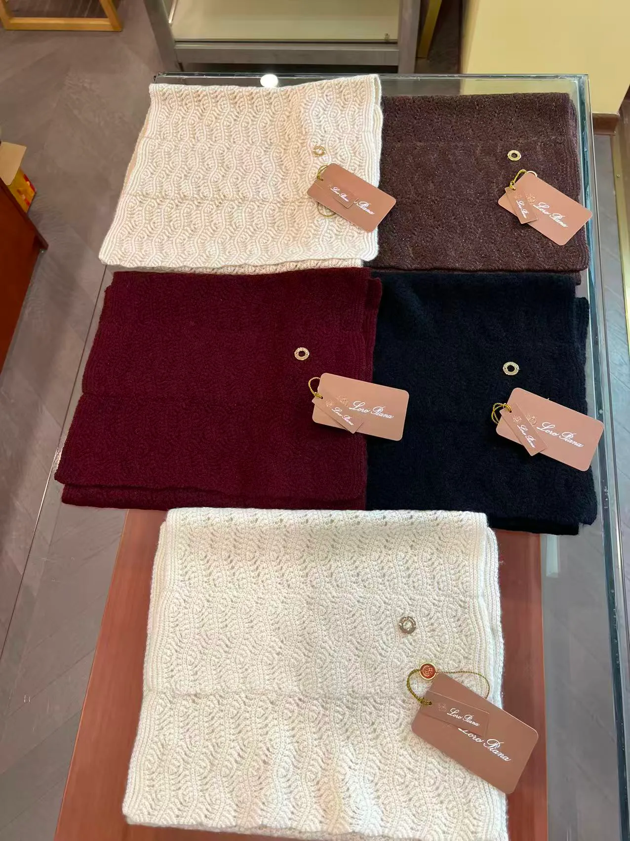 Scarves LORO PIANA 18427063