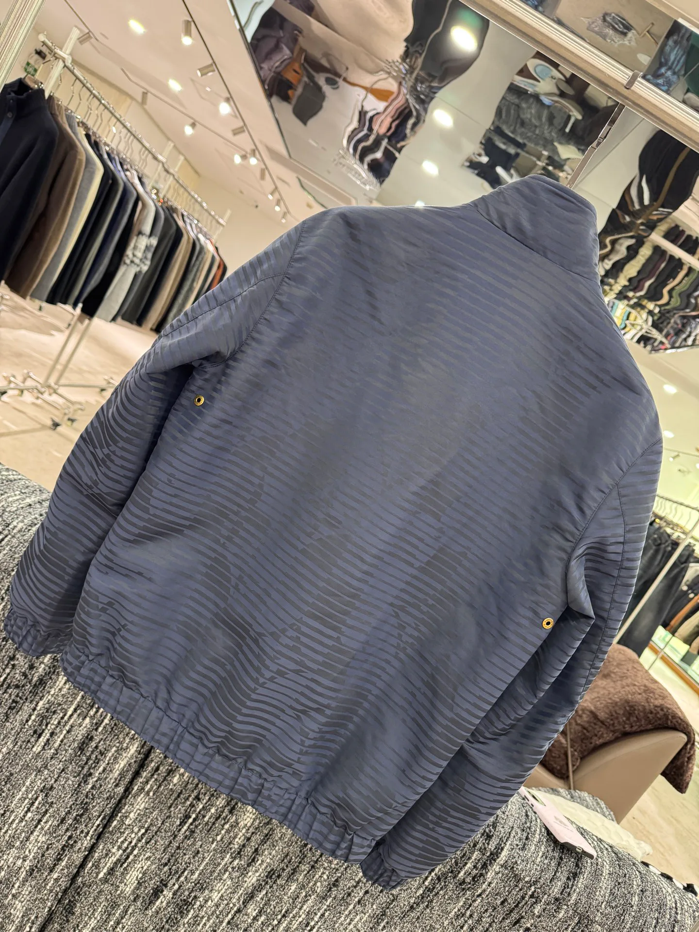 Men's Jackets And Down Jackets LOUIS VUITTON 18084162