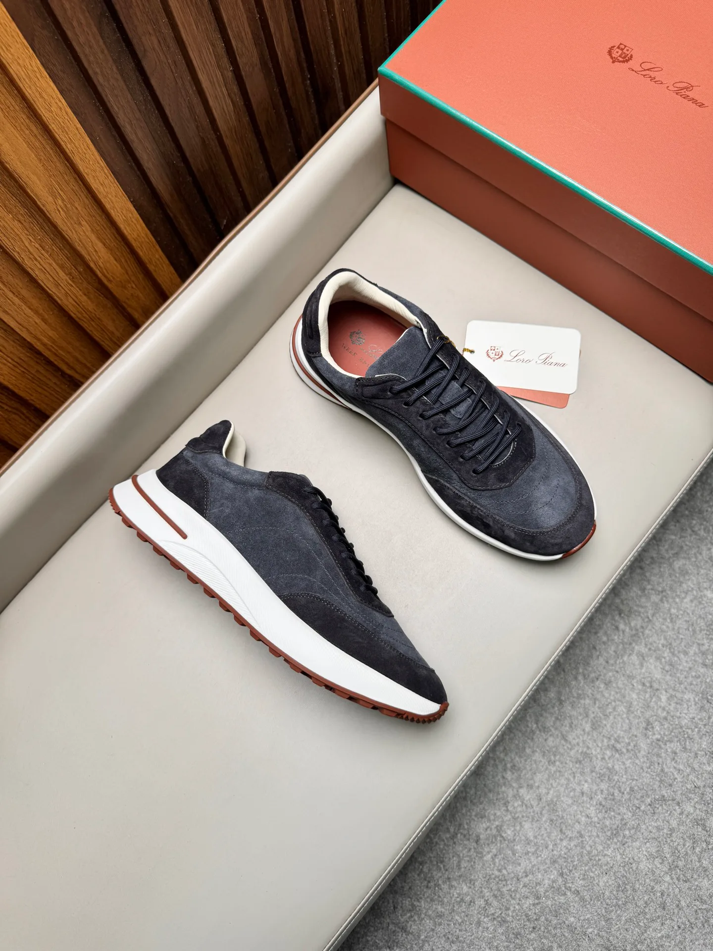 Men's Sneakers LORO PIANA 18367841