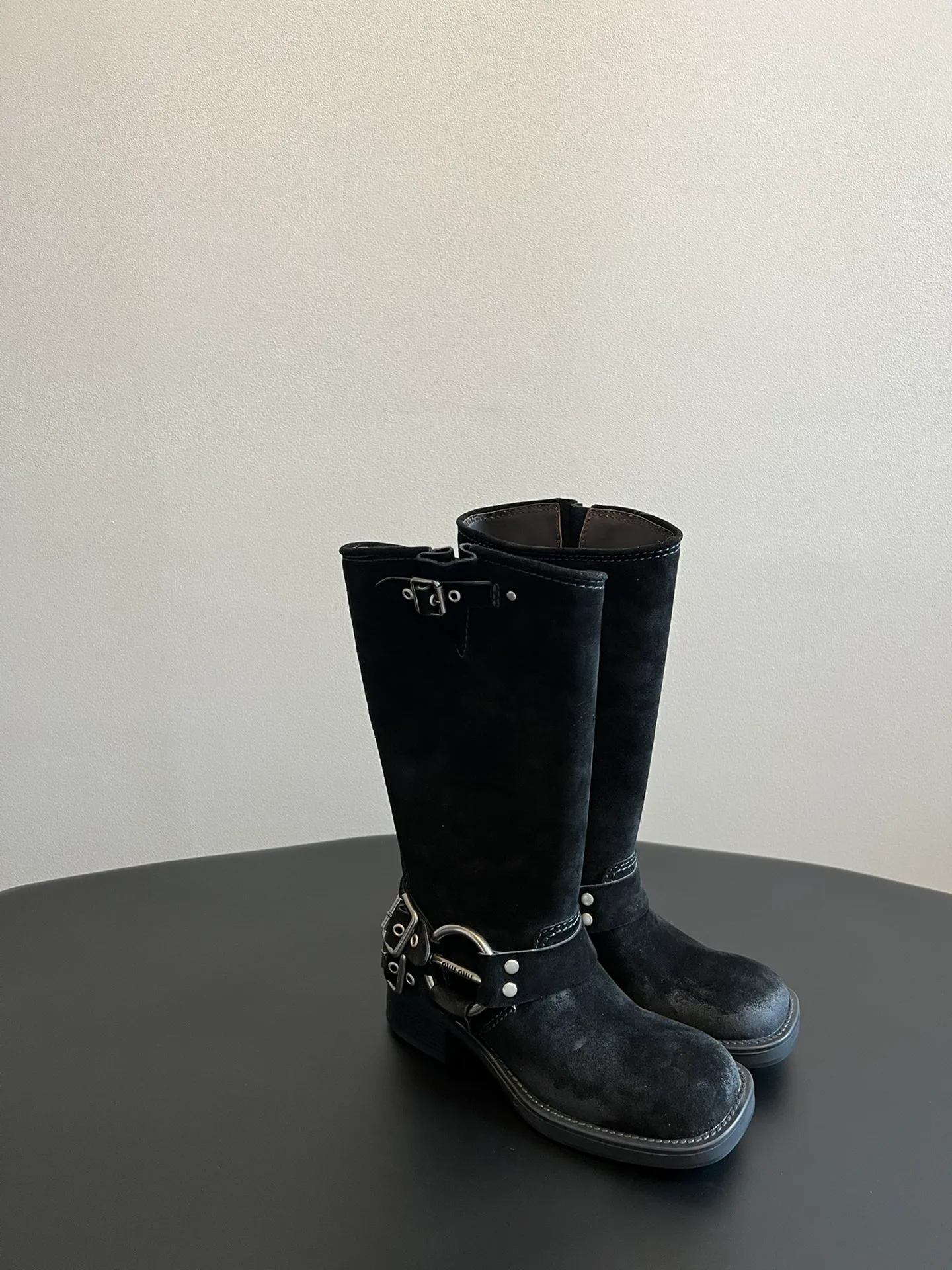 Women's Boots MIU MIU 18137434