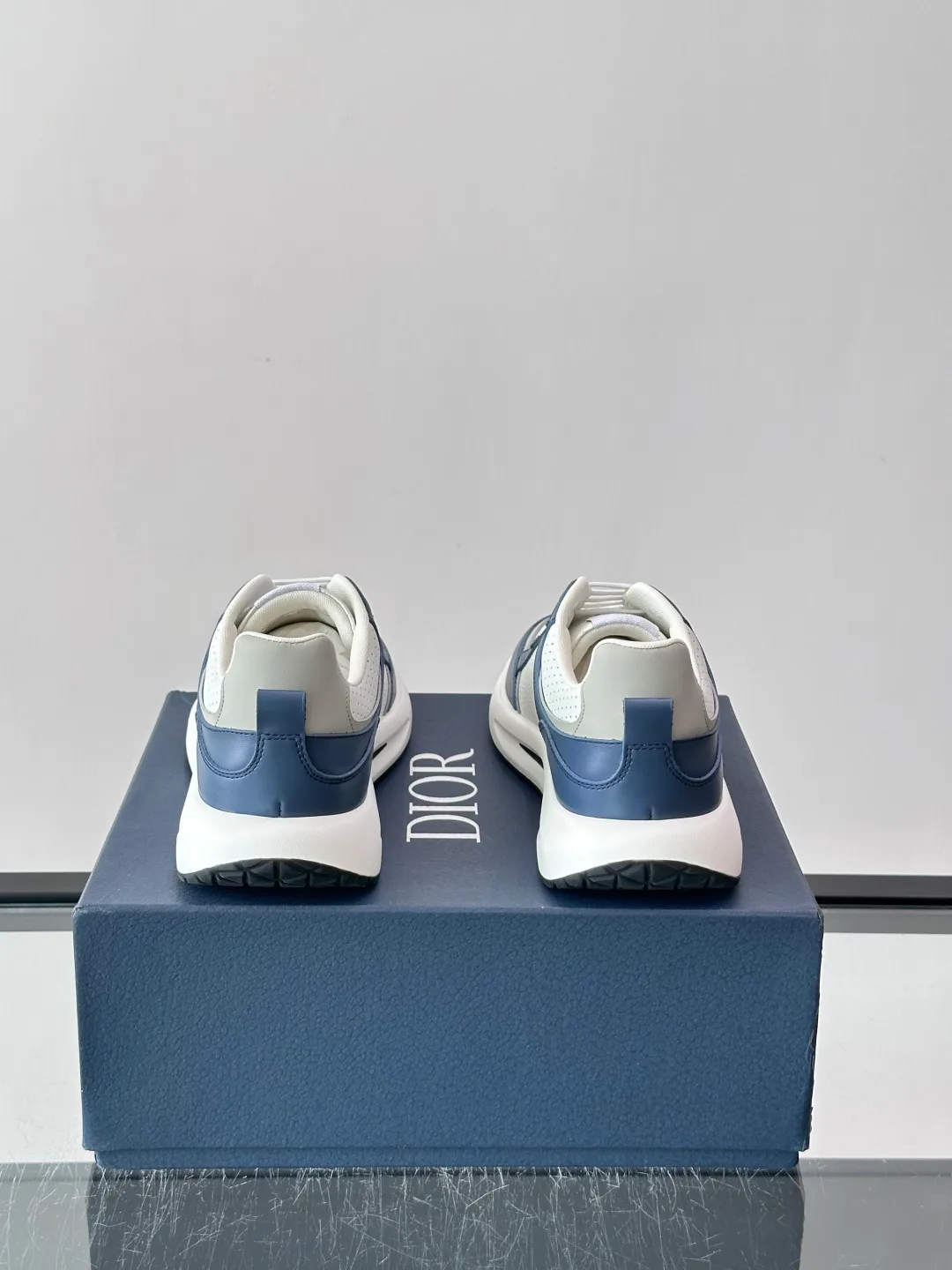 Men's Sneakers CHRISTIAN DIOR 18102351
