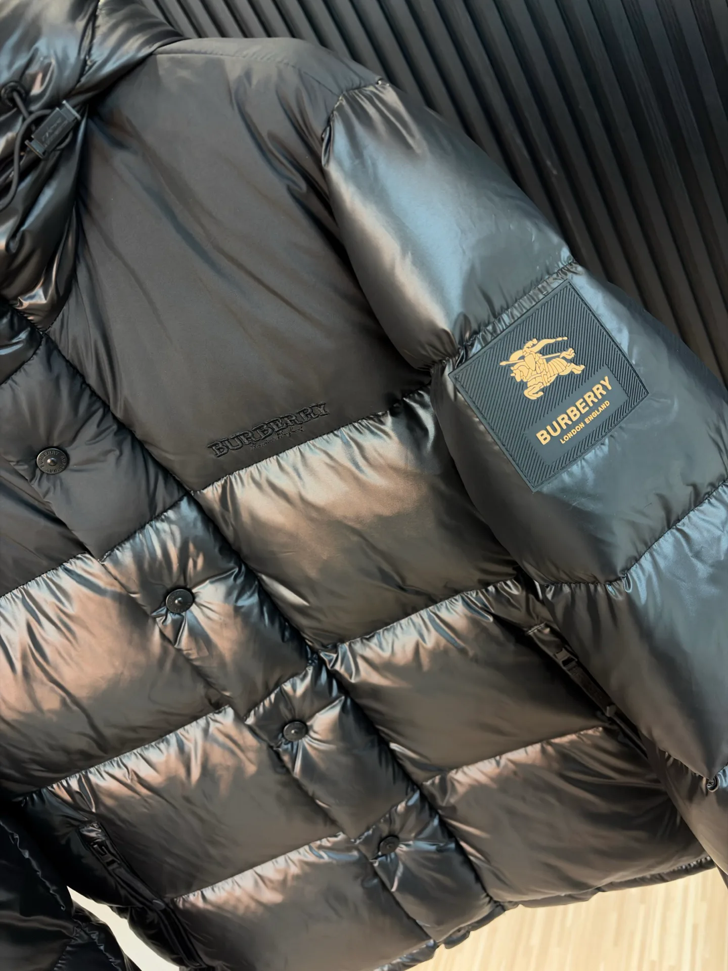 Куртки И Пуховики Женские Burberry 18689141