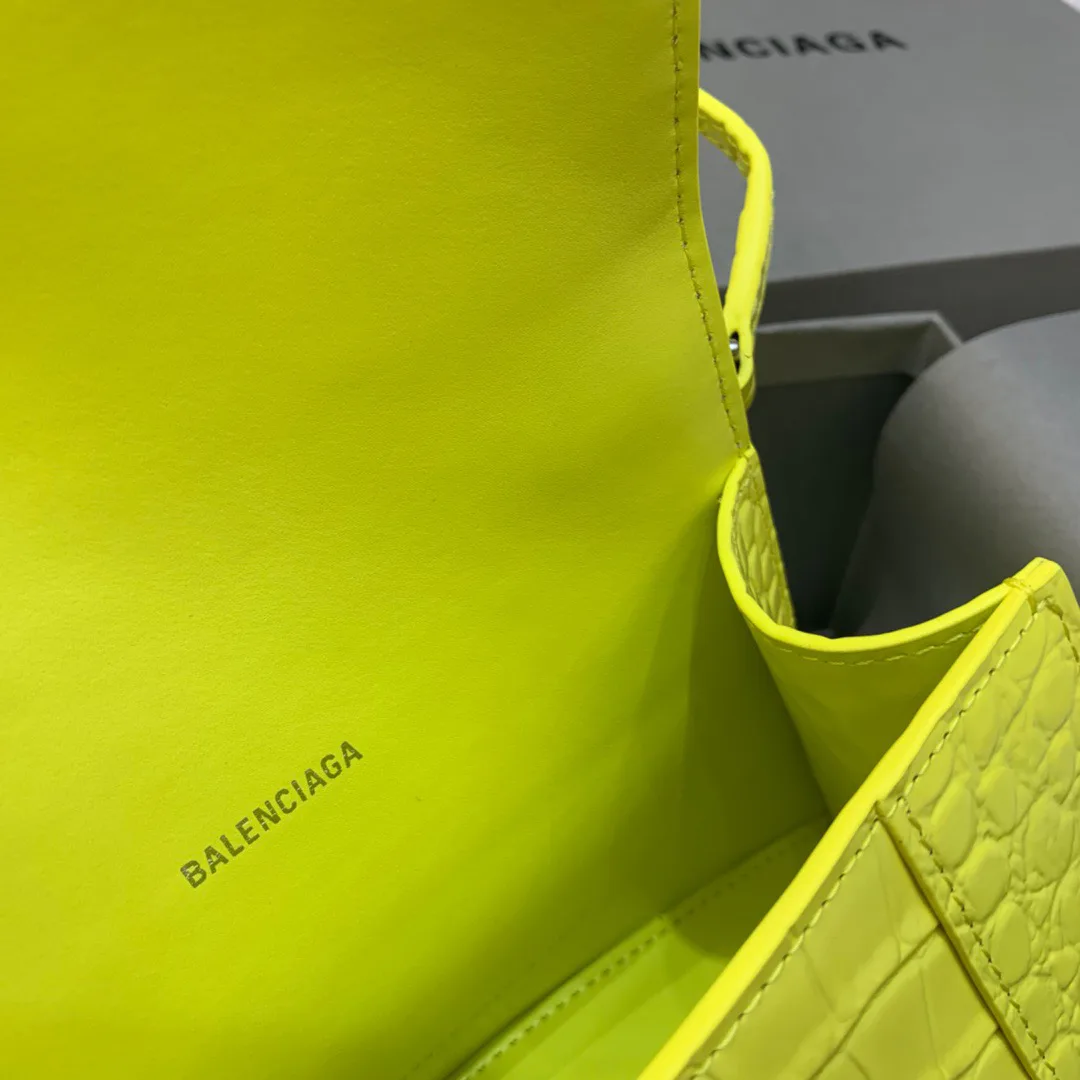 Классические Сумки Женские Balenciaga 18619526