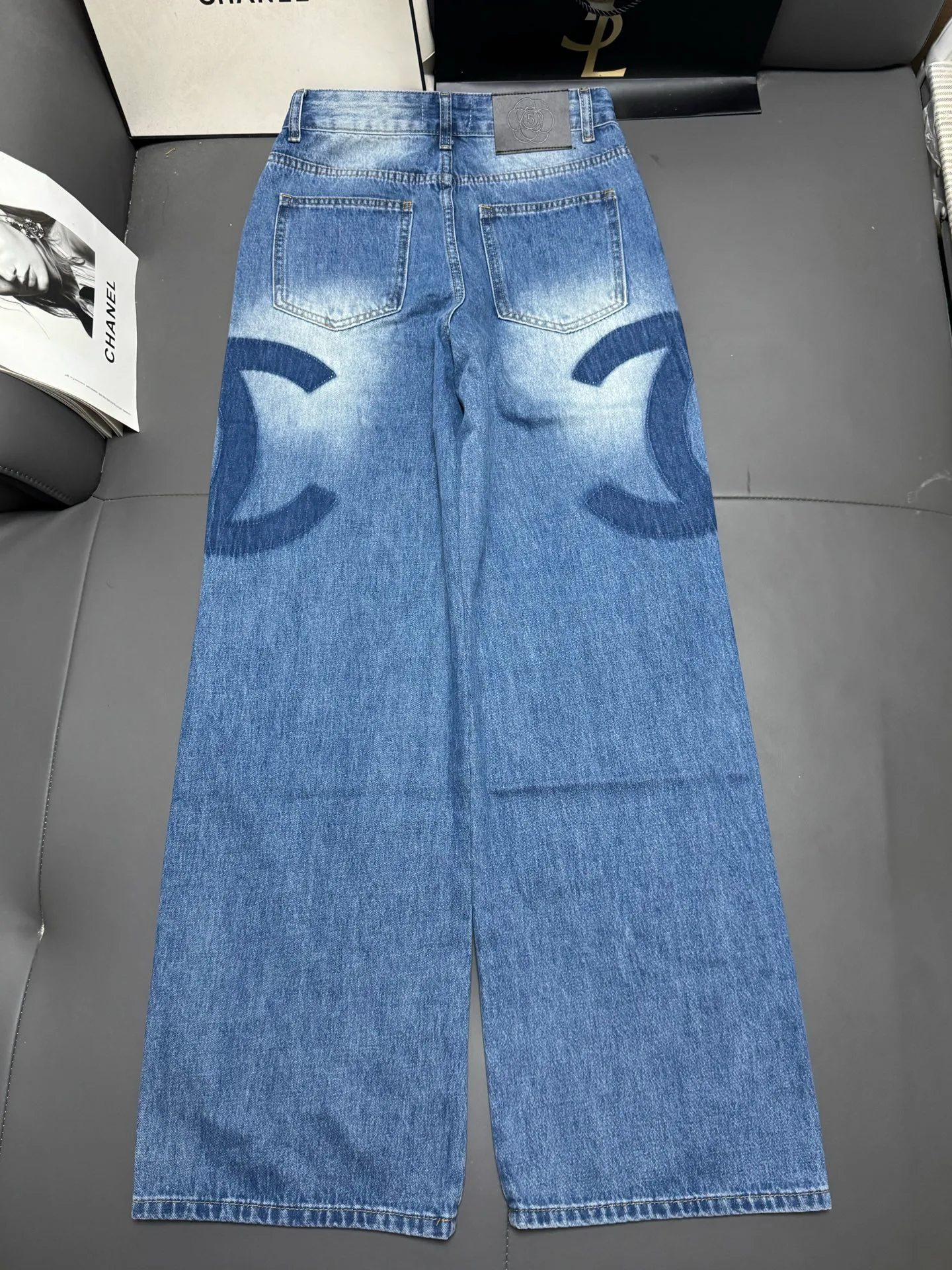 Women's Jeans CHANEL 16897522