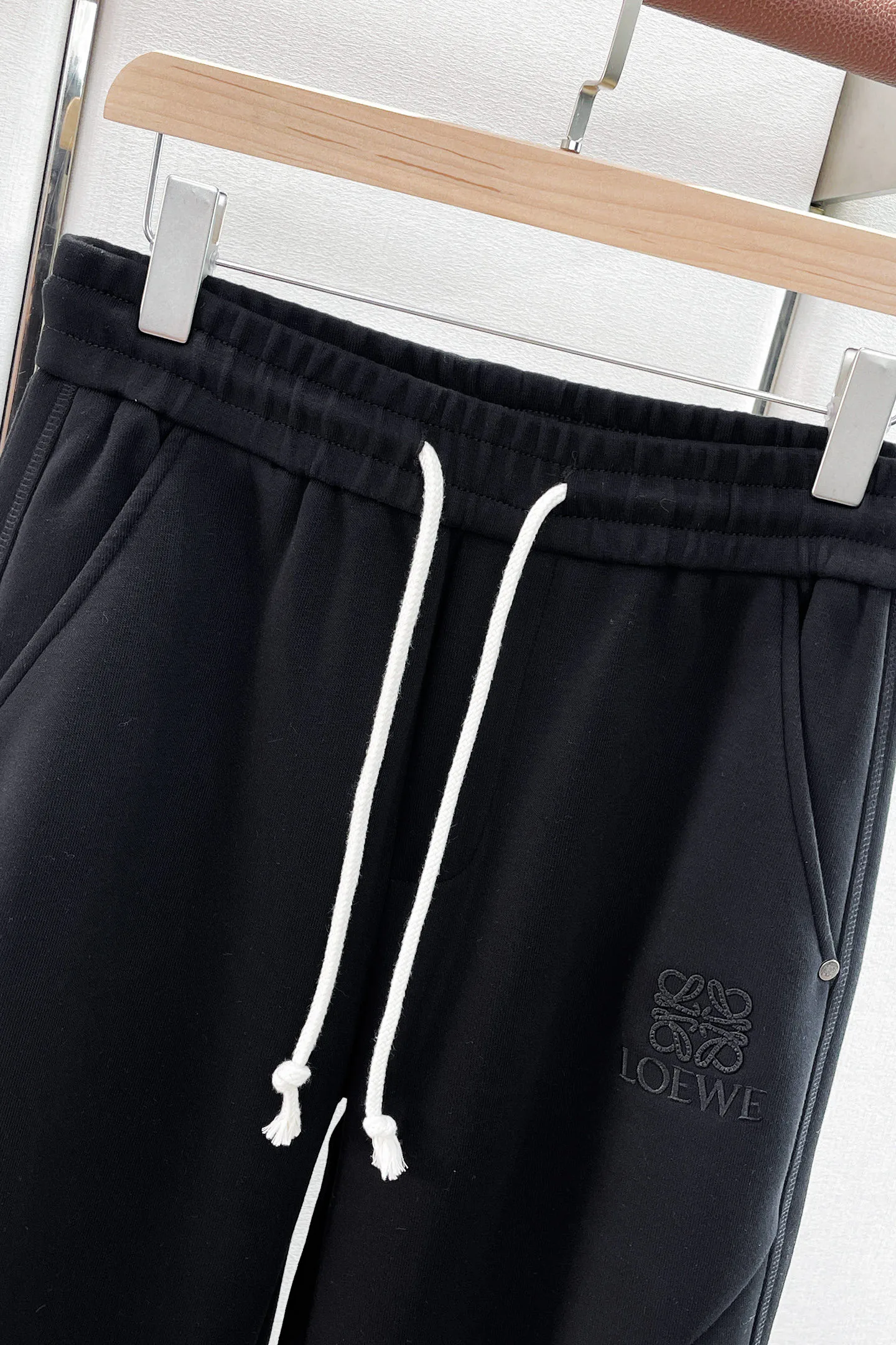 Men's Trousers LOEWE 18345672