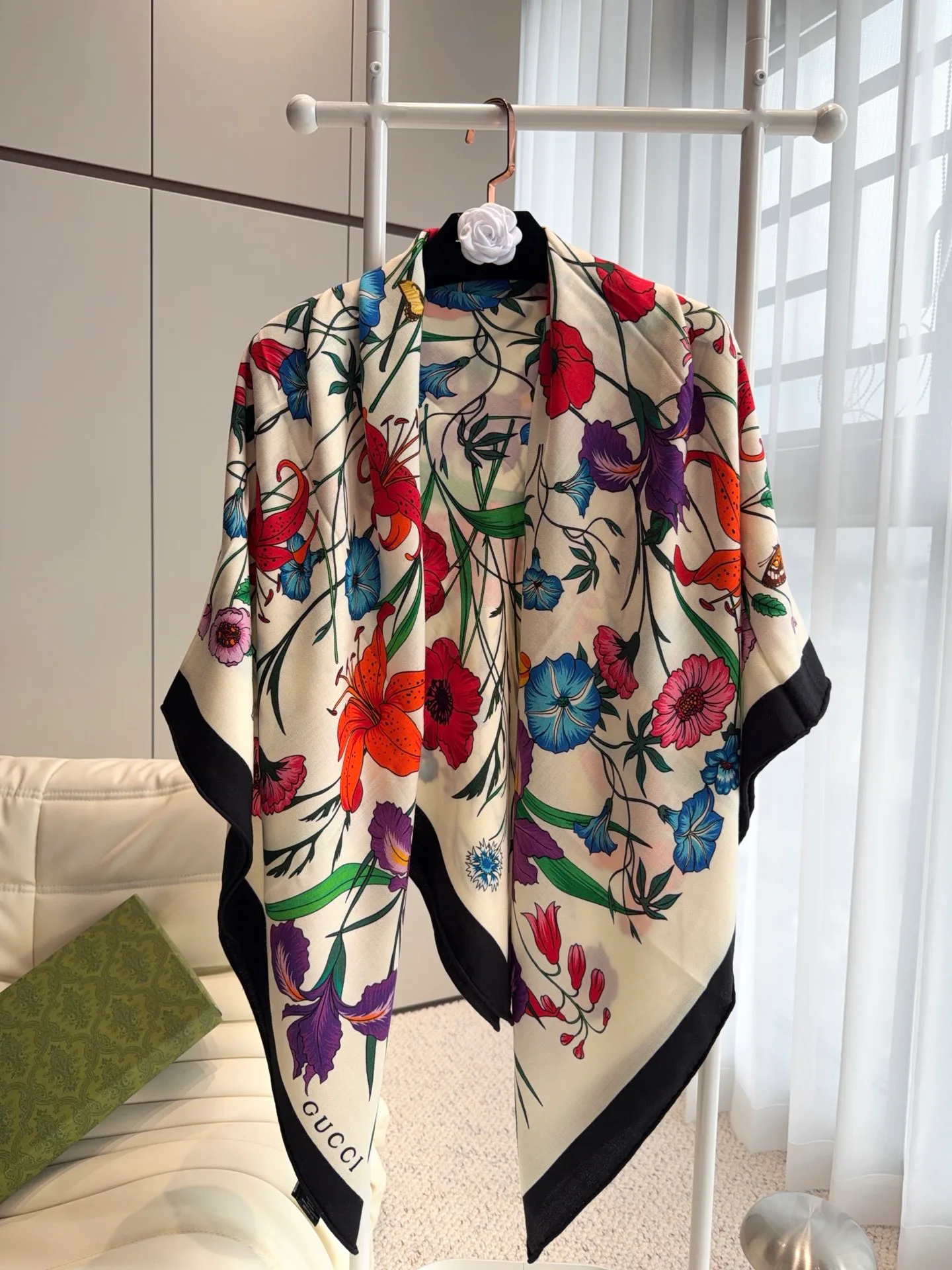 Silk Scarves GUCCI 18322302