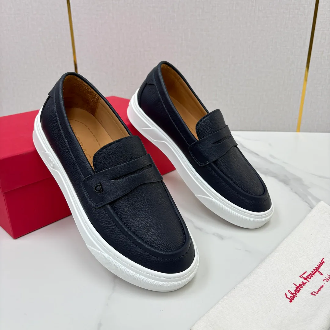 Women's Loafers And Moccasins SALVATORE FERRAGAMO 17936405