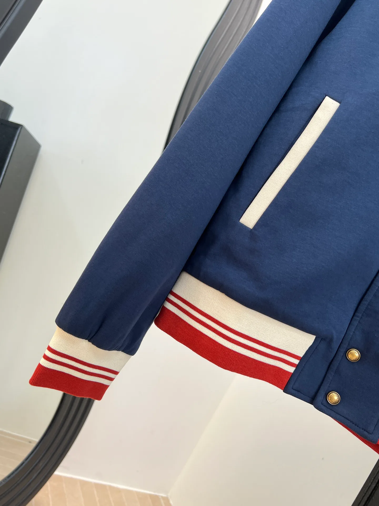 Men's Jackets And Down Jackets LOUIS VUITTON 17896876