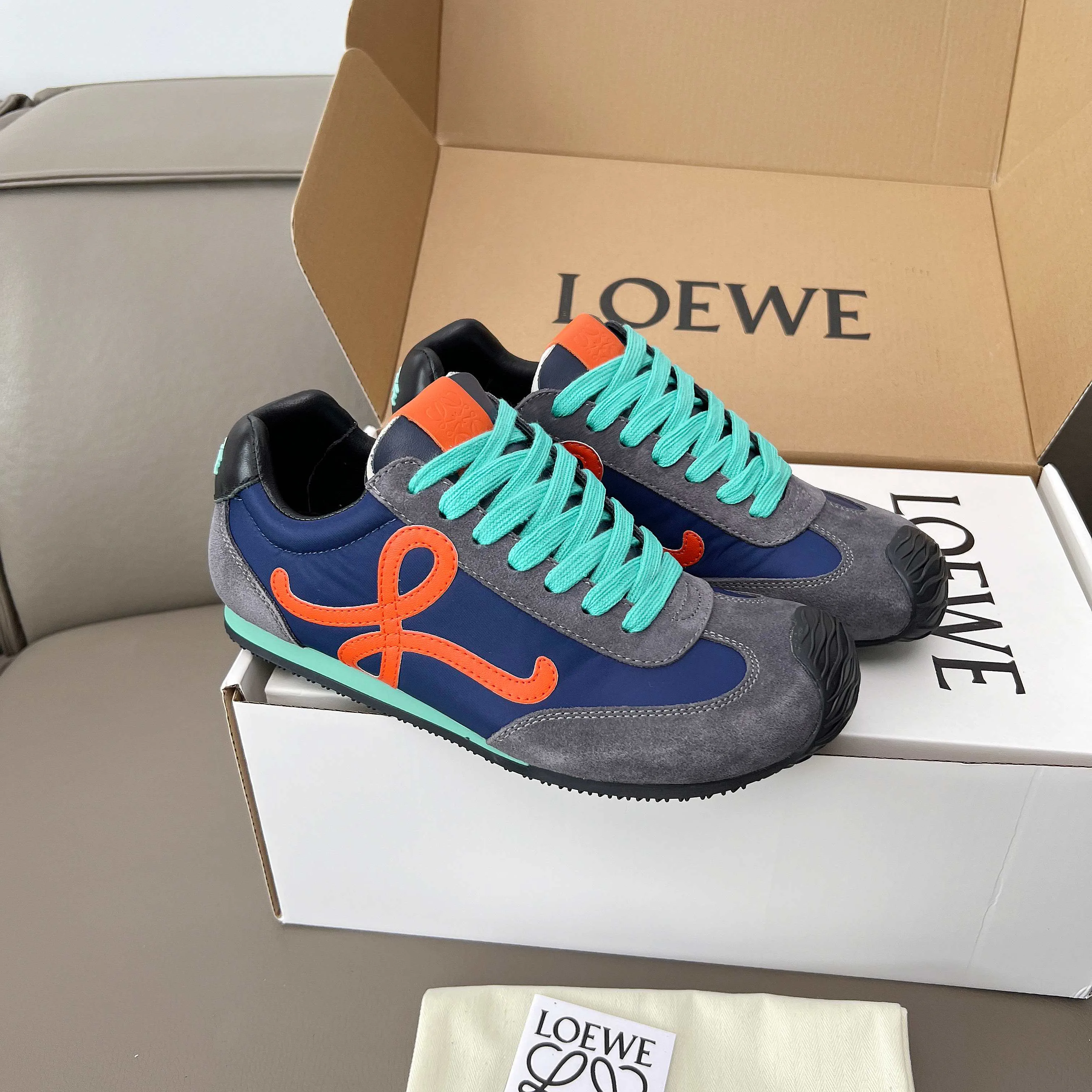 Women's Sneakers LOEWE 18011177