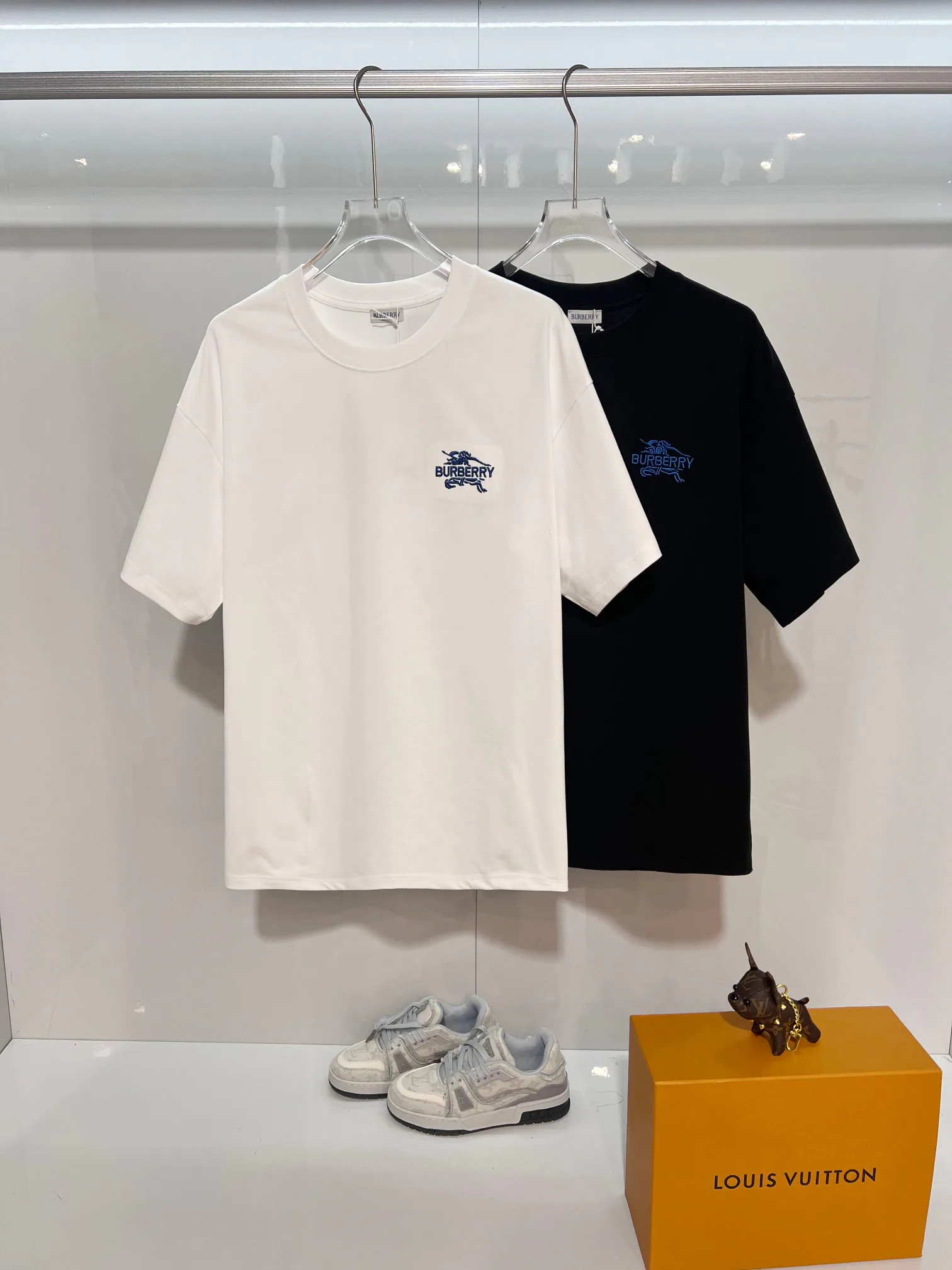 Women's T-Shirts BURBERRY 18000405