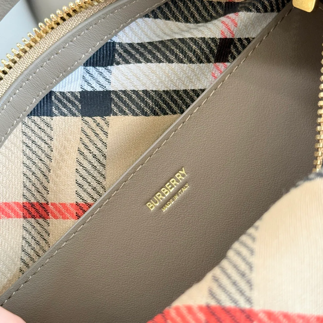 Women's Shoulder Bags BURBERRY 16993935