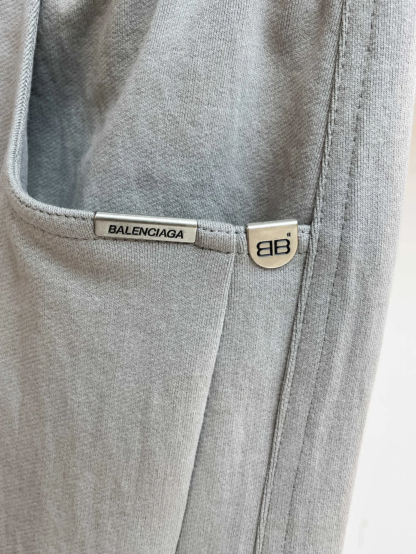 Men's Trousers BALENCIAGA 18499627