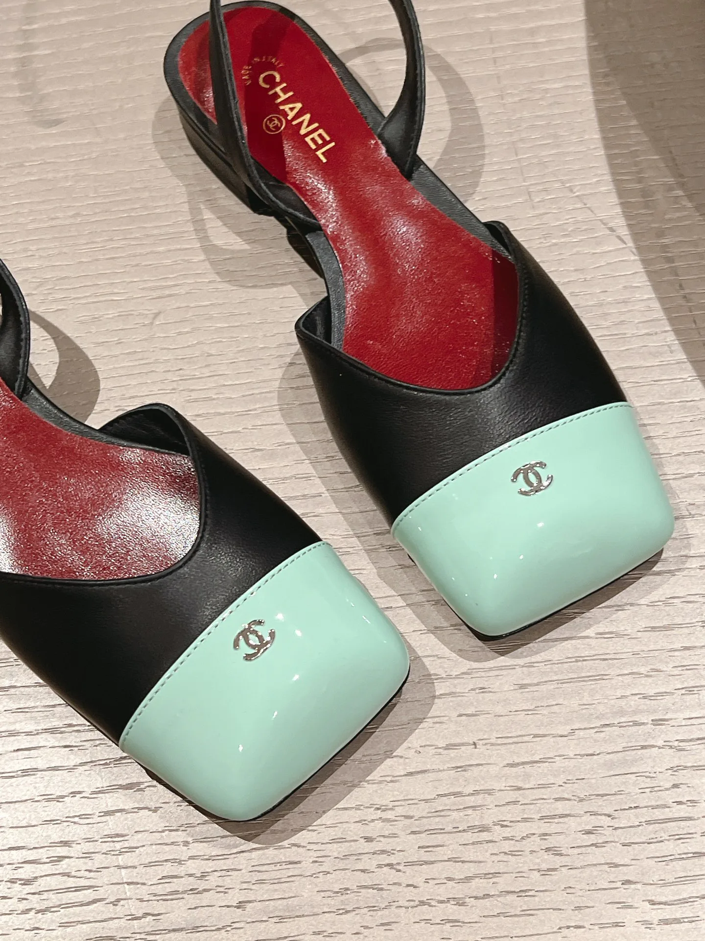 Women's Open-Toe Sandals CHANEL 18508962