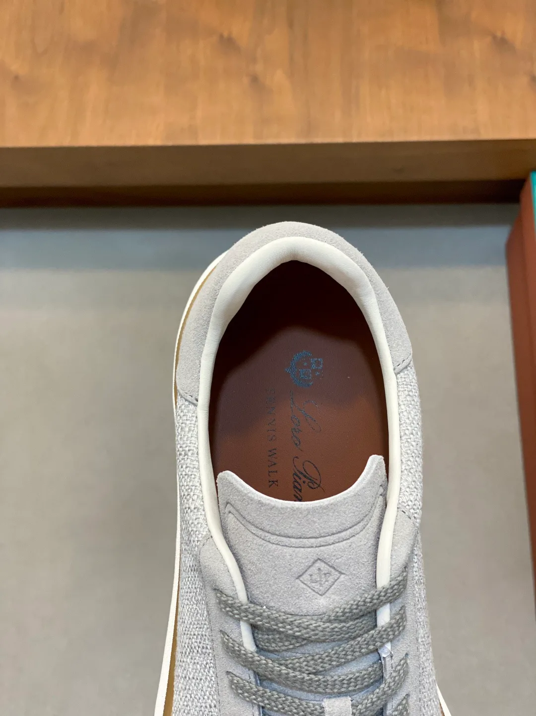 Men's Sneakers LORO PIANA 16978208