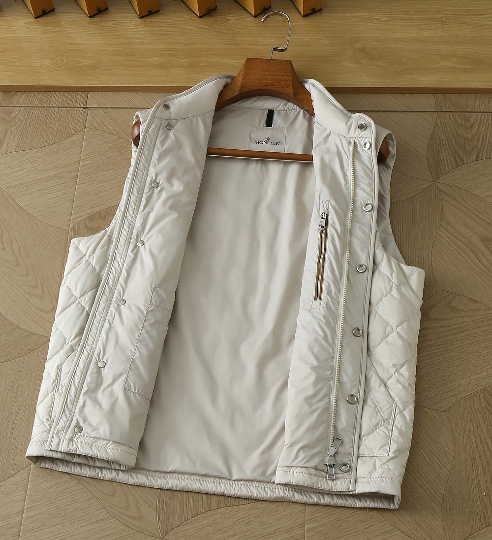 Women's Vests MONCLER 18188870