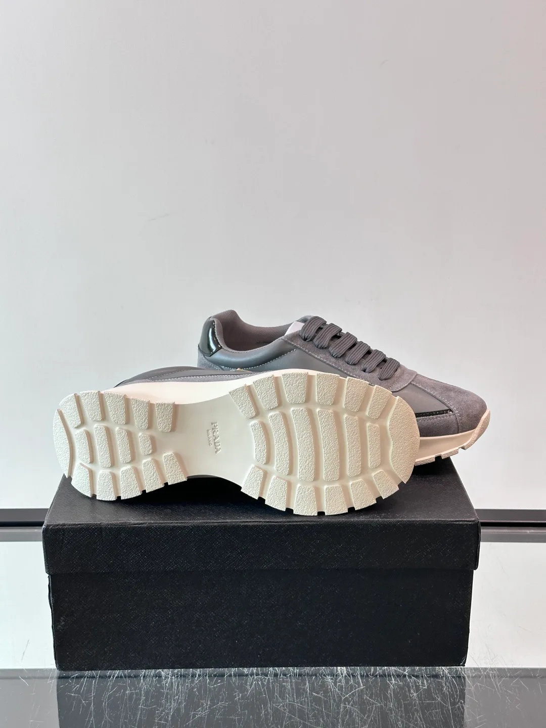 Men's Sneakers PRADA 18500607