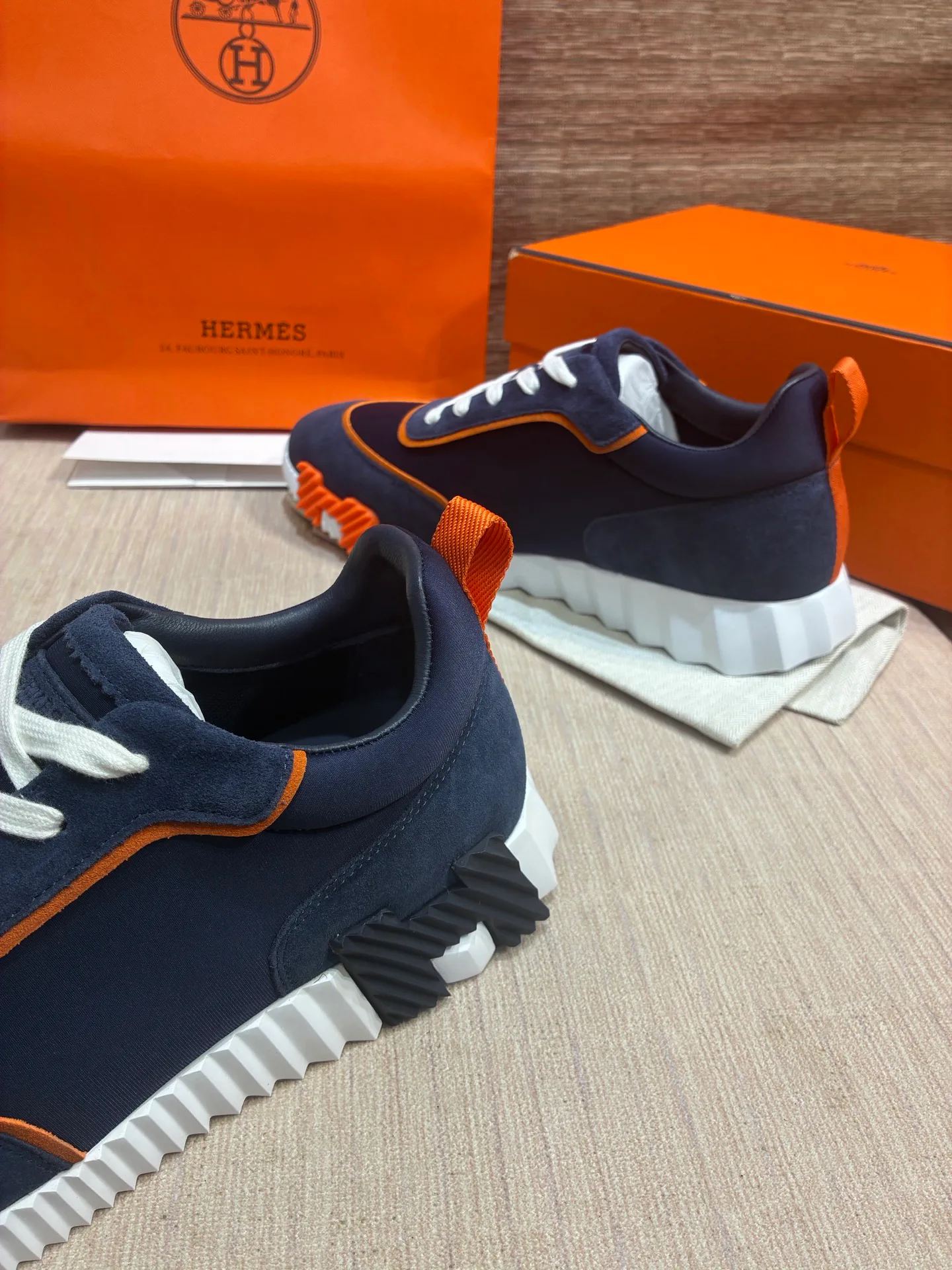 Women's Sneakers HERMES 17977063